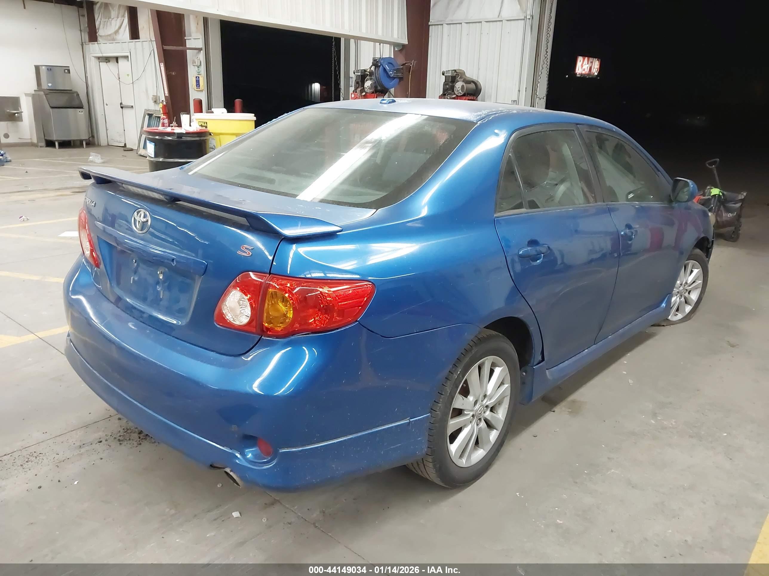 TOYOTA COROLLA image 4