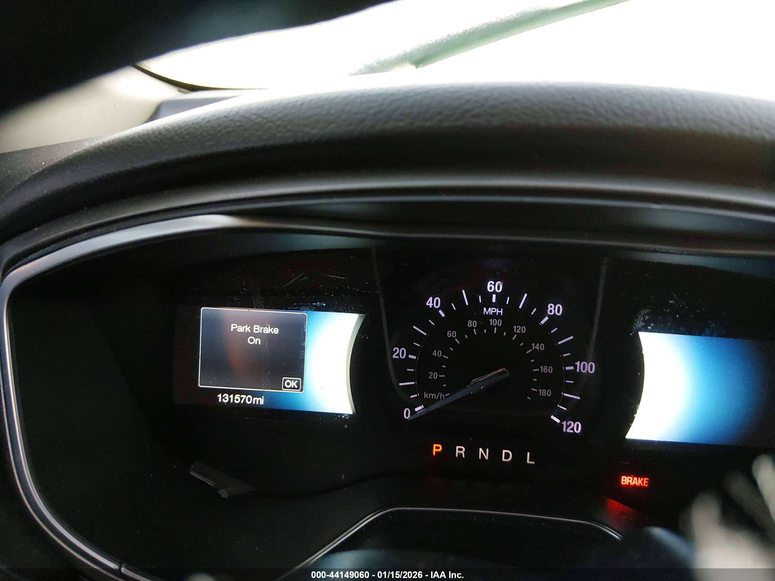FORD FUSION image 7