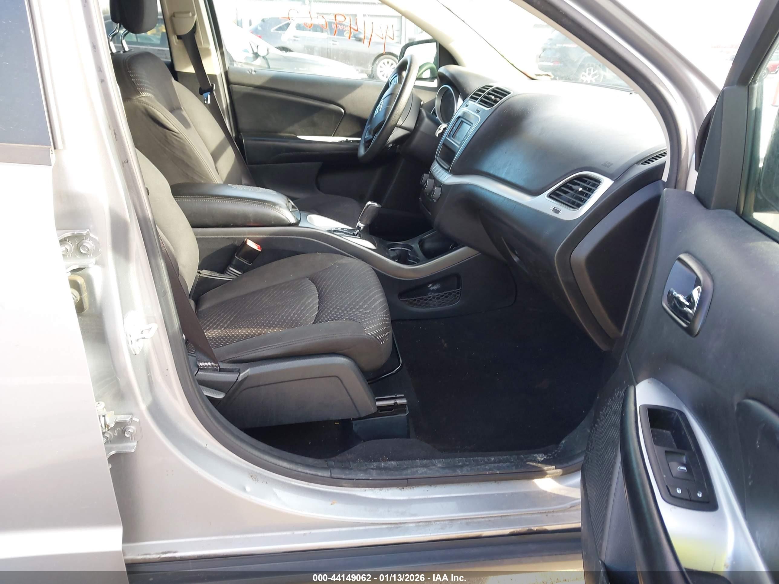 DODGE JOURNEY image 5