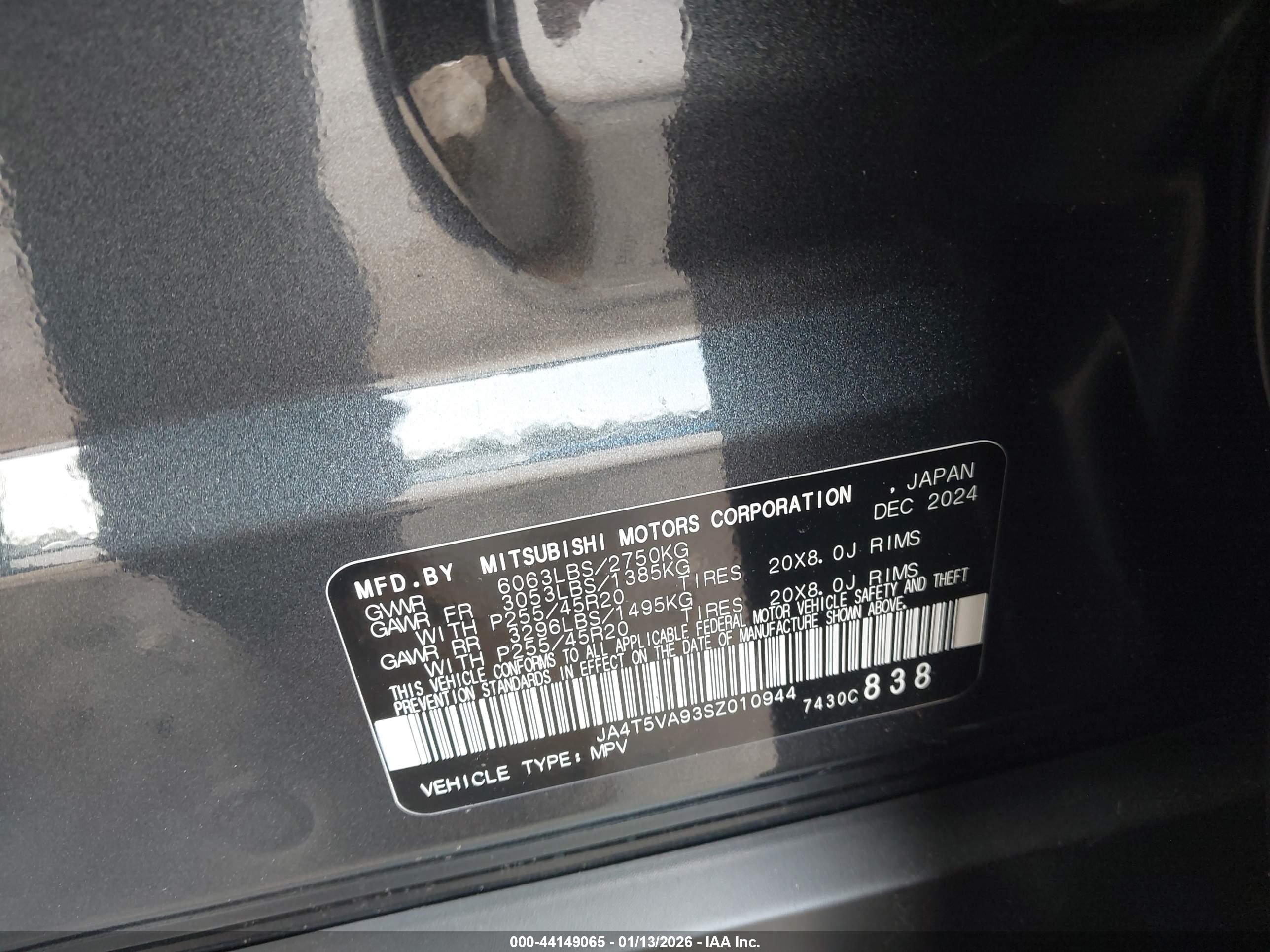 MITSUBISHI OUTLANDER image 9