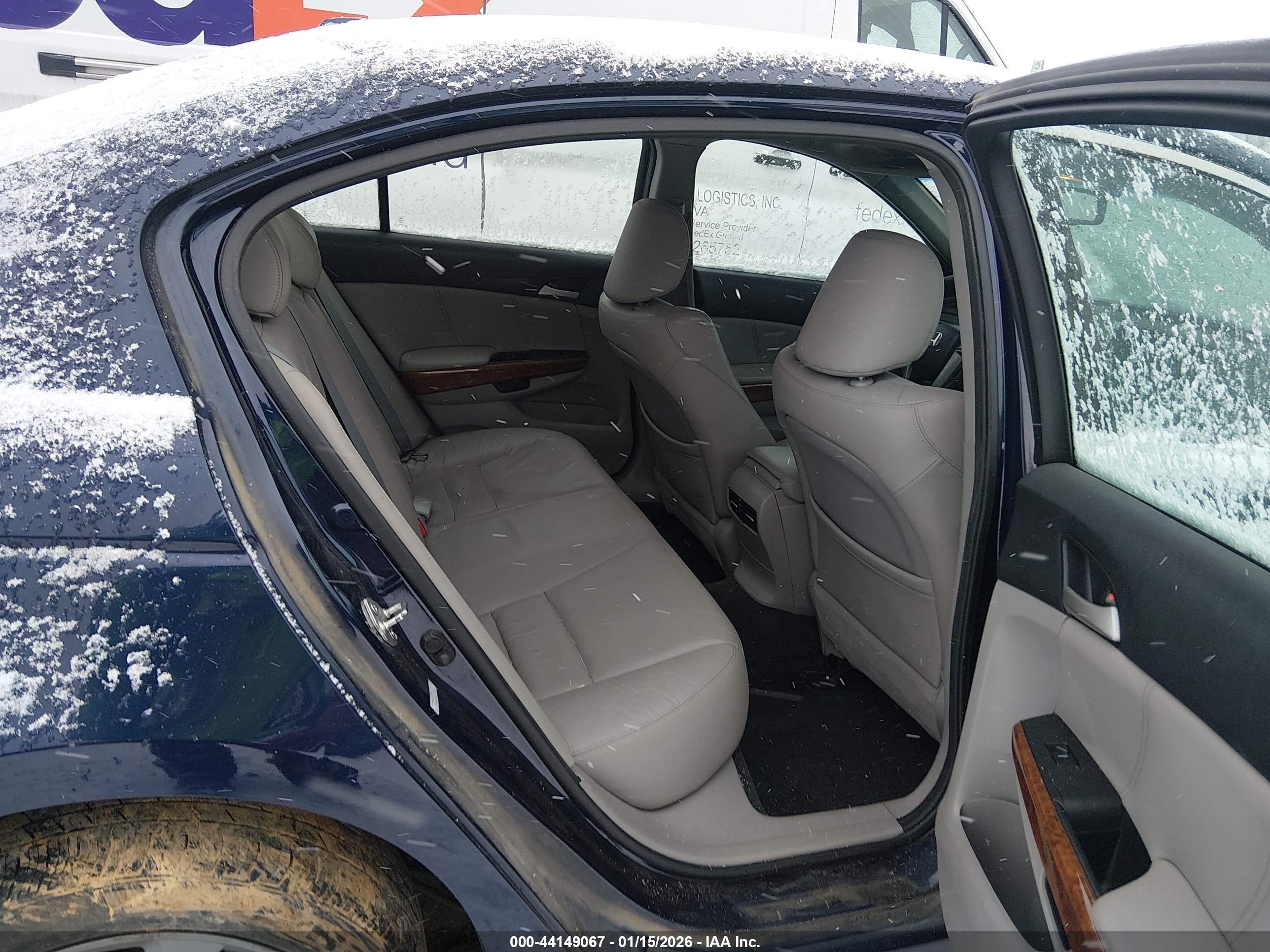 HONDA ACCORD image 8