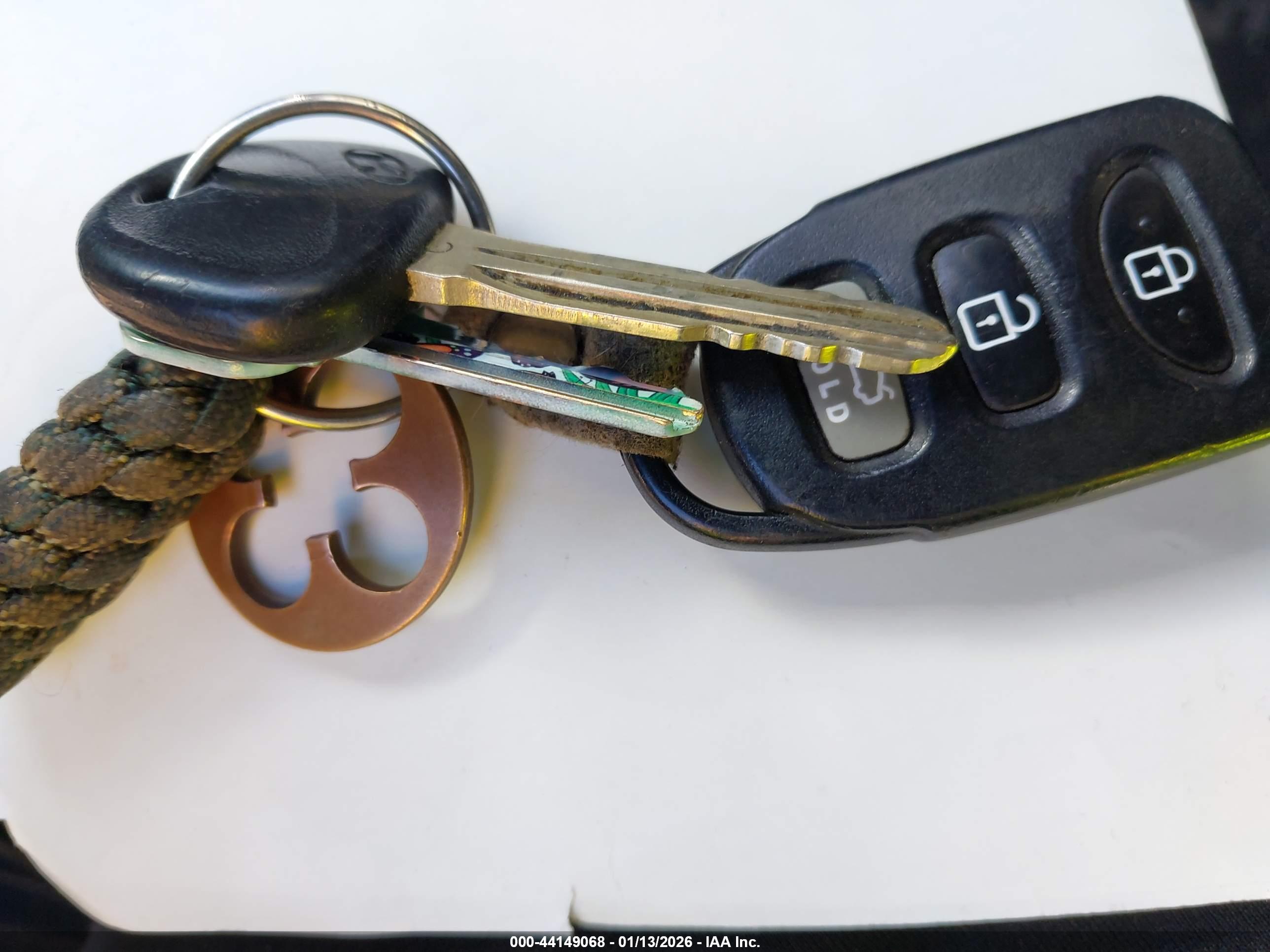 HYUNDAI ELANTRA image 11