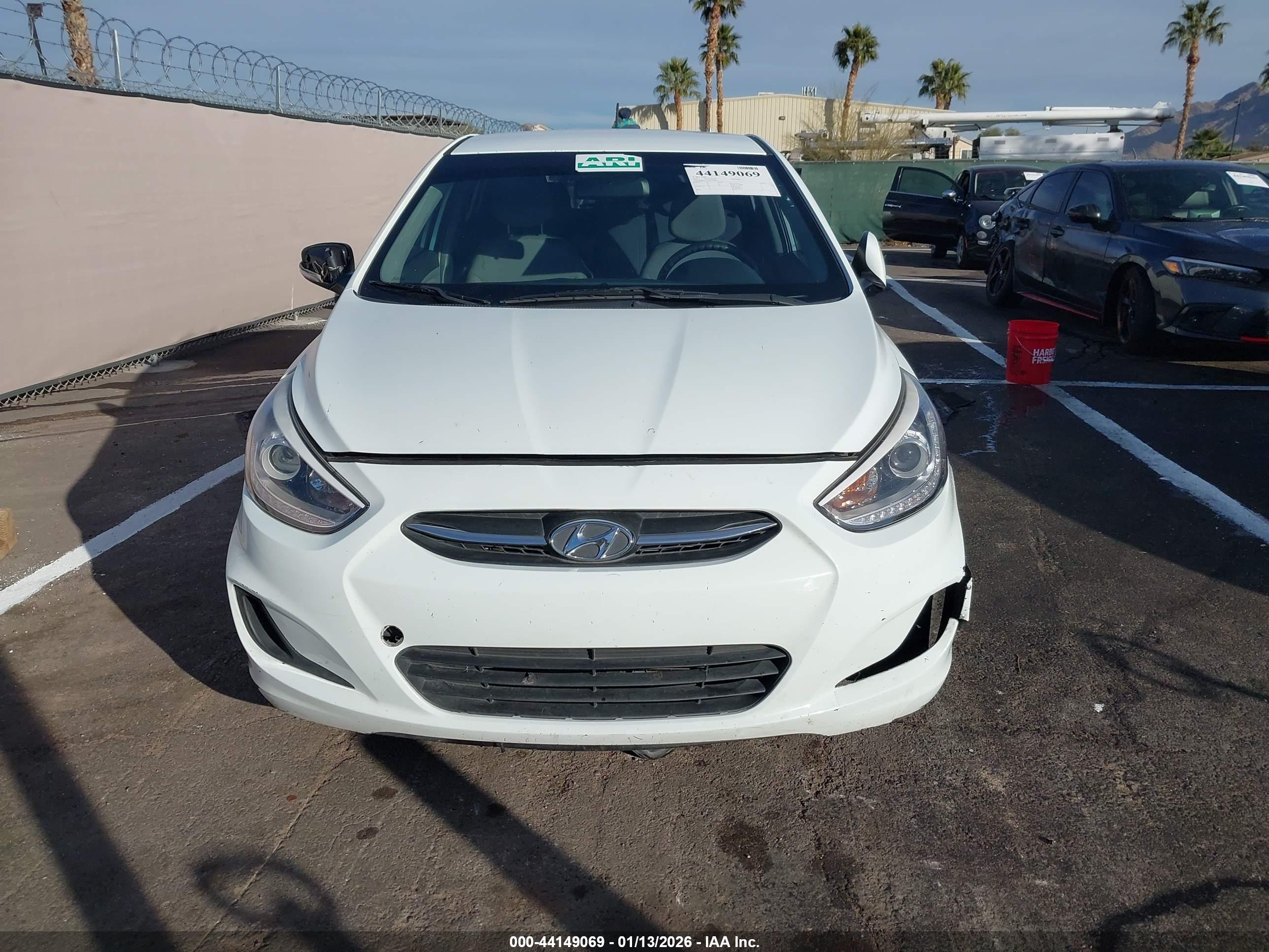 HYUNDAI ACCENT image 6