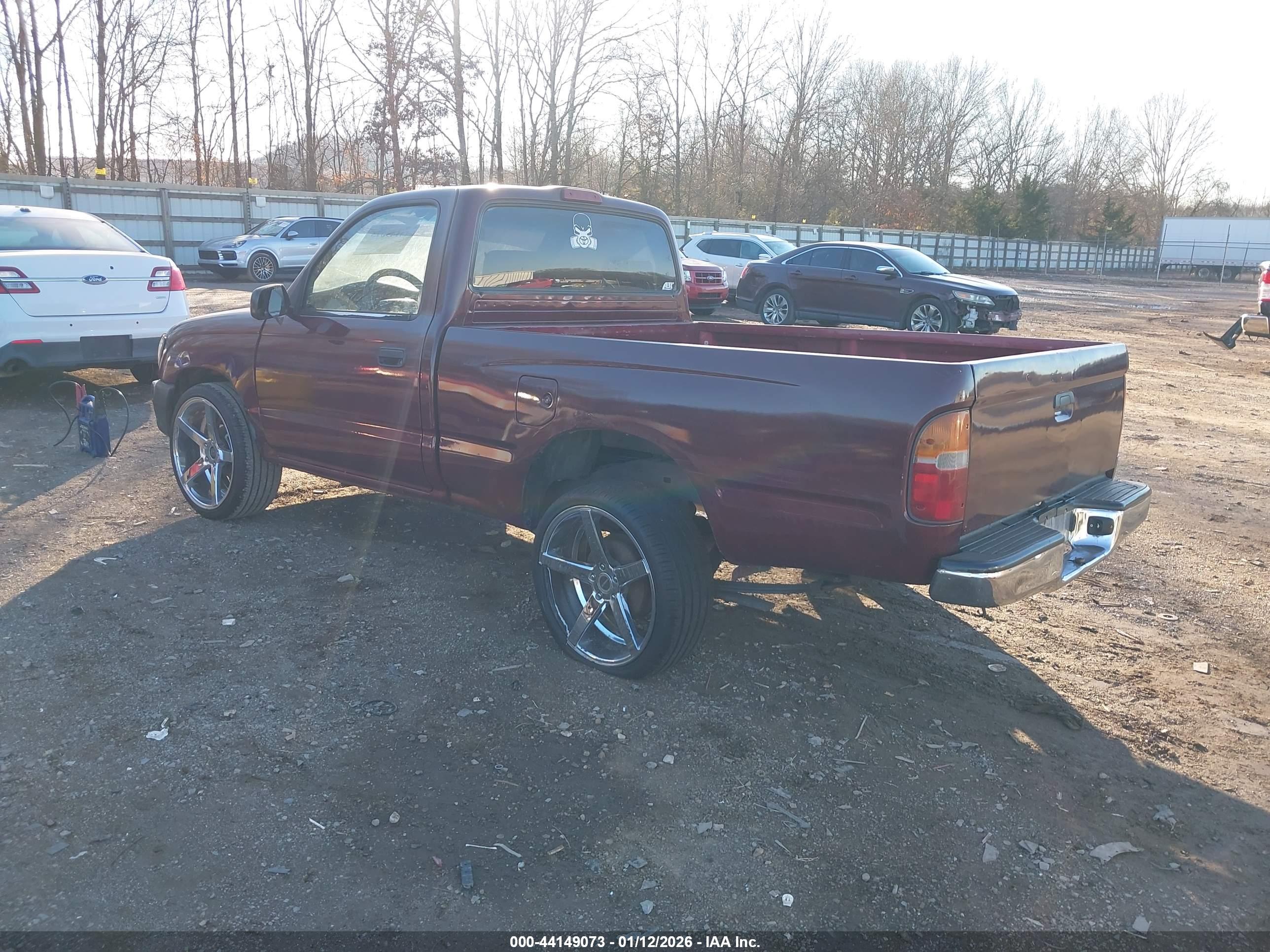 TOYOTA TACOMA image 3