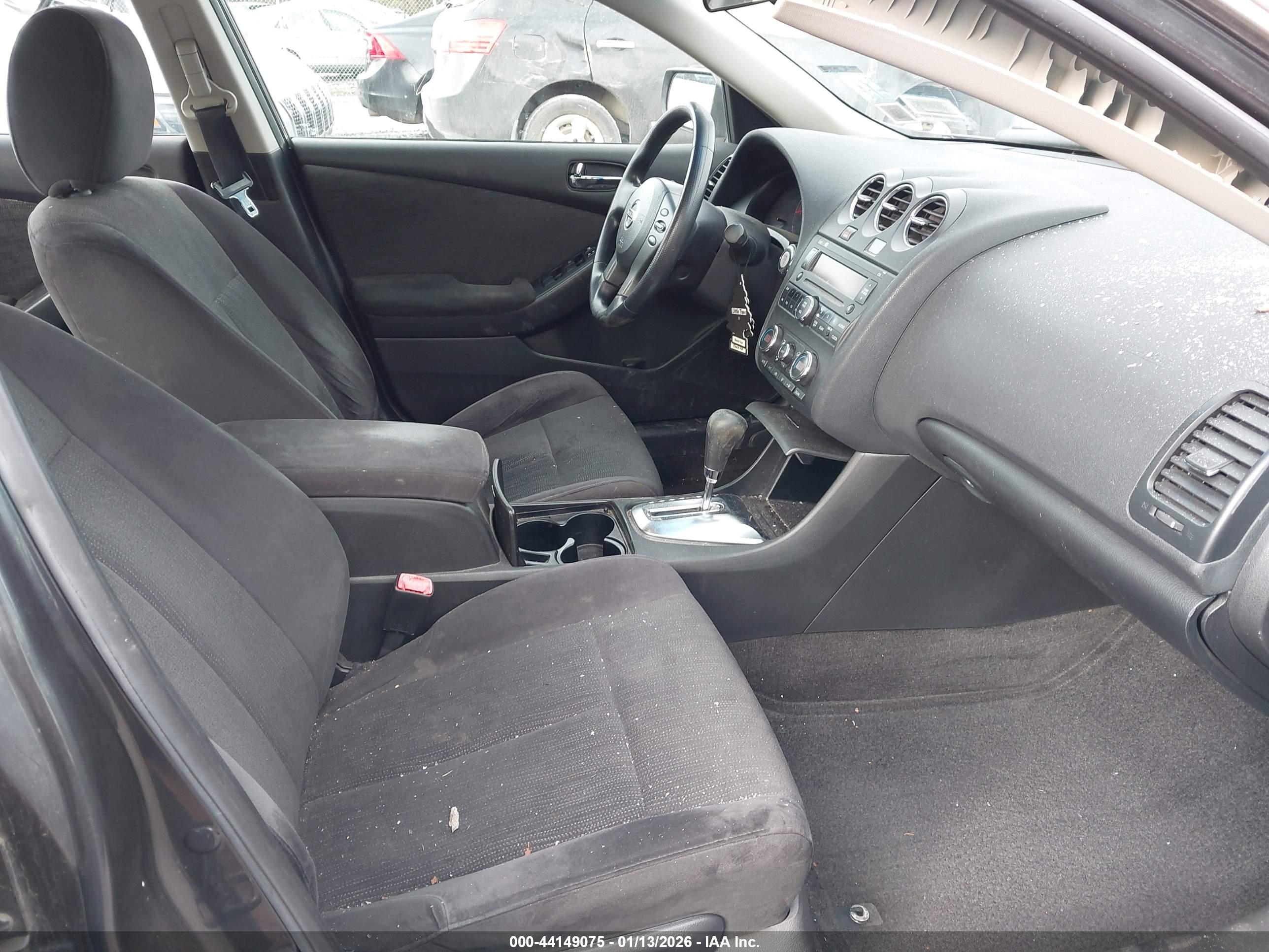 NISSAN ALTIMA image 5