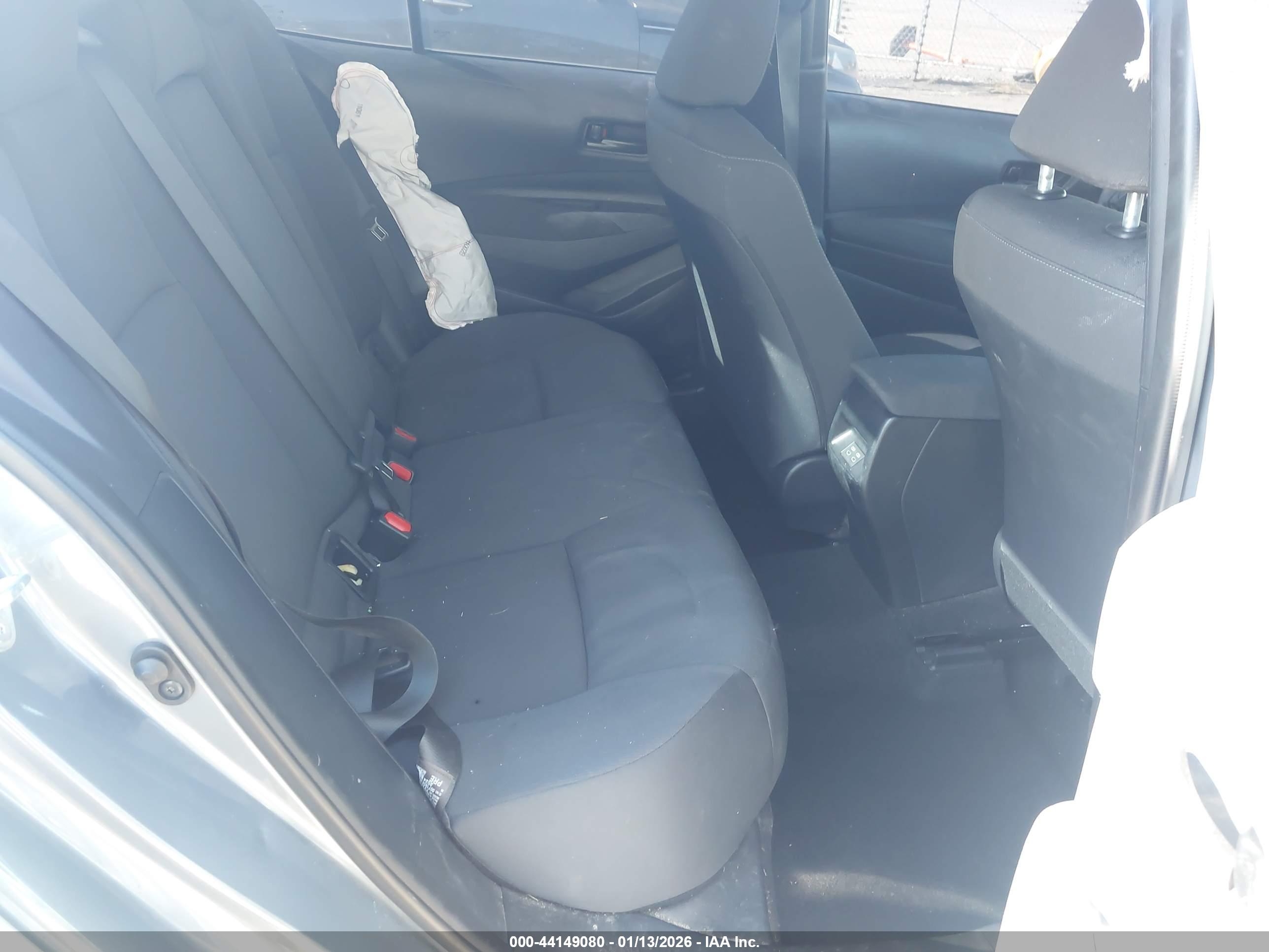 TOYOTA COROLLA image 8
