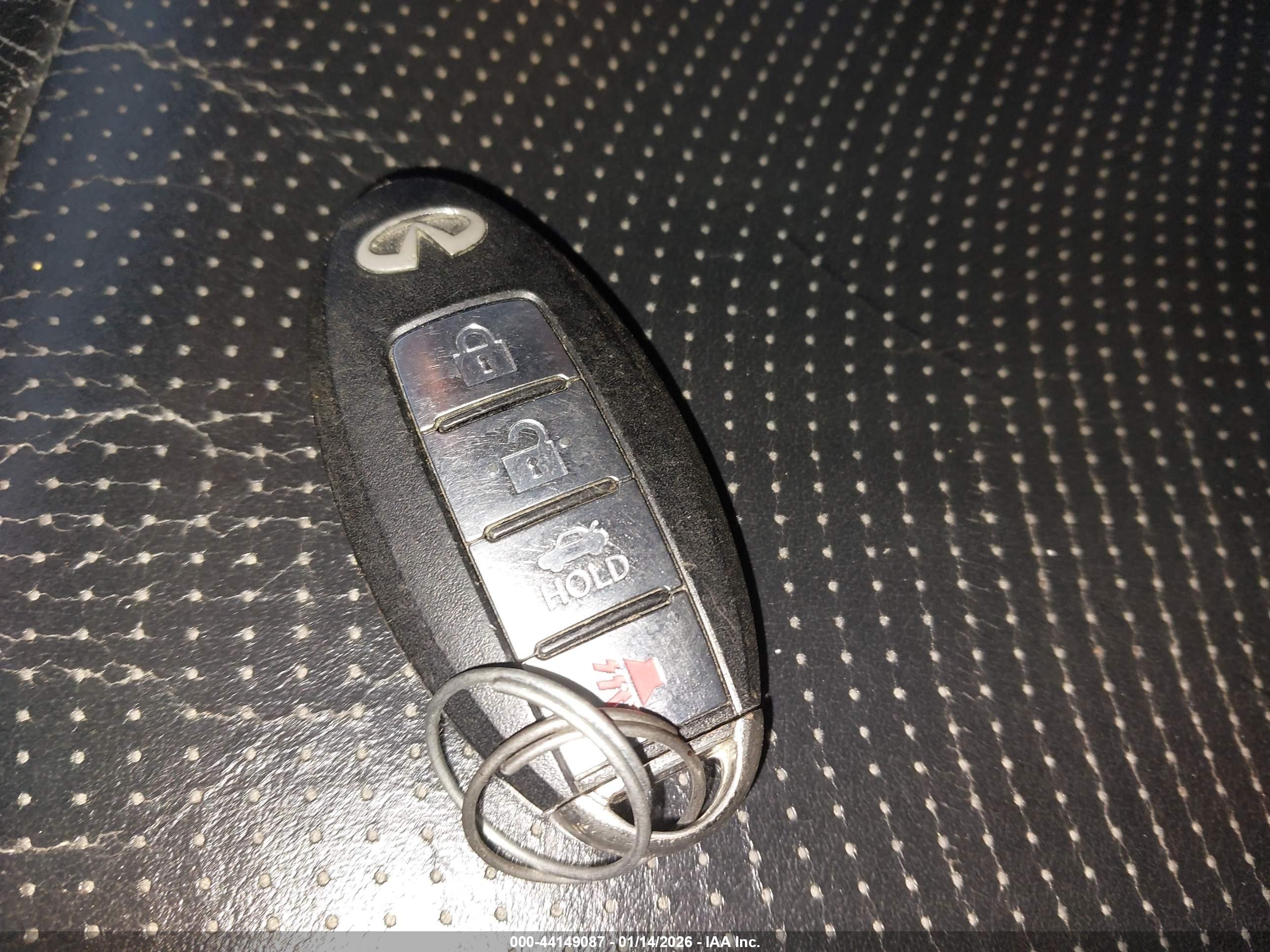 INFINITI QX56 image 11