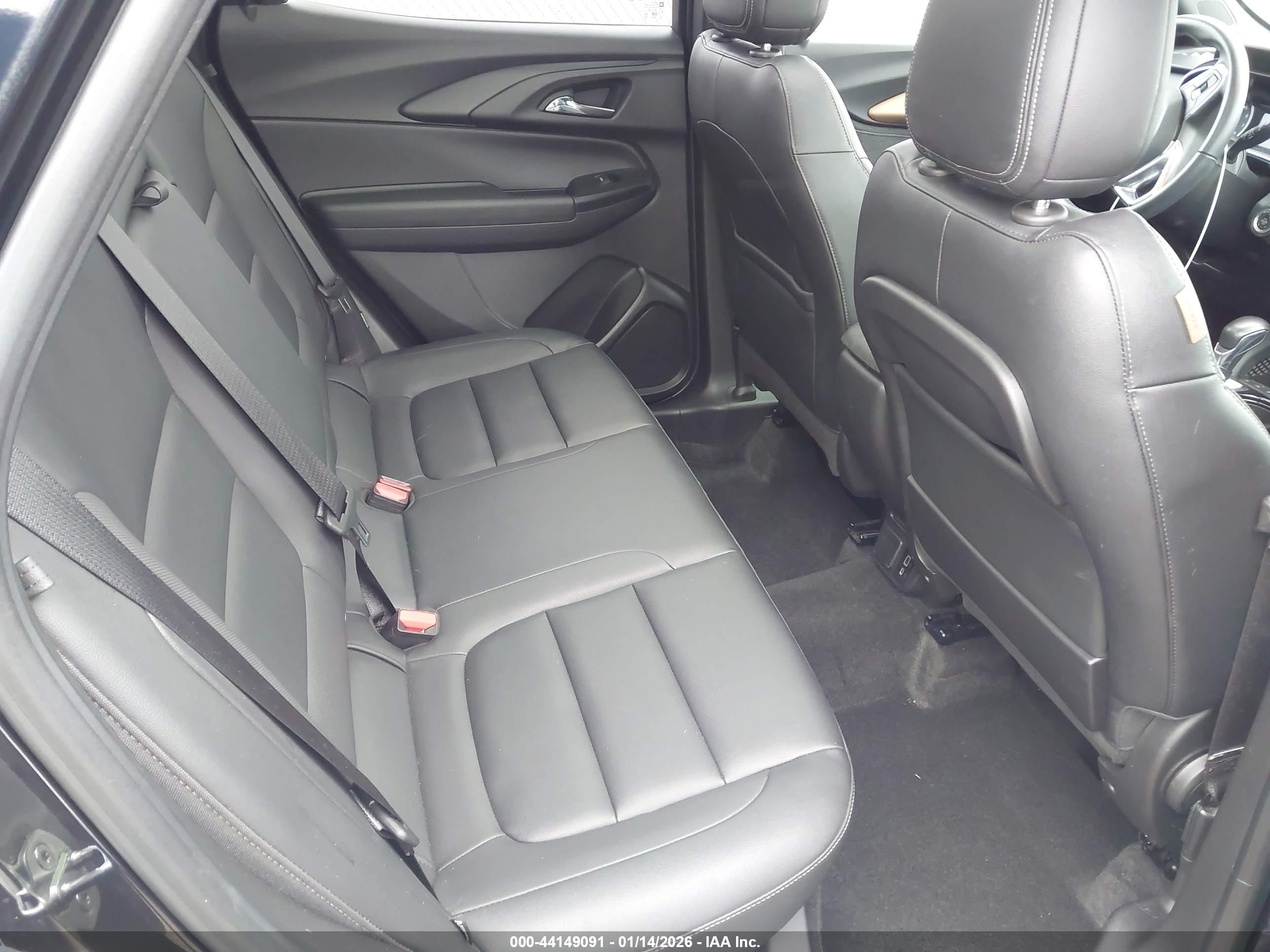 CHEVROLET TRAILBLAZER image 8