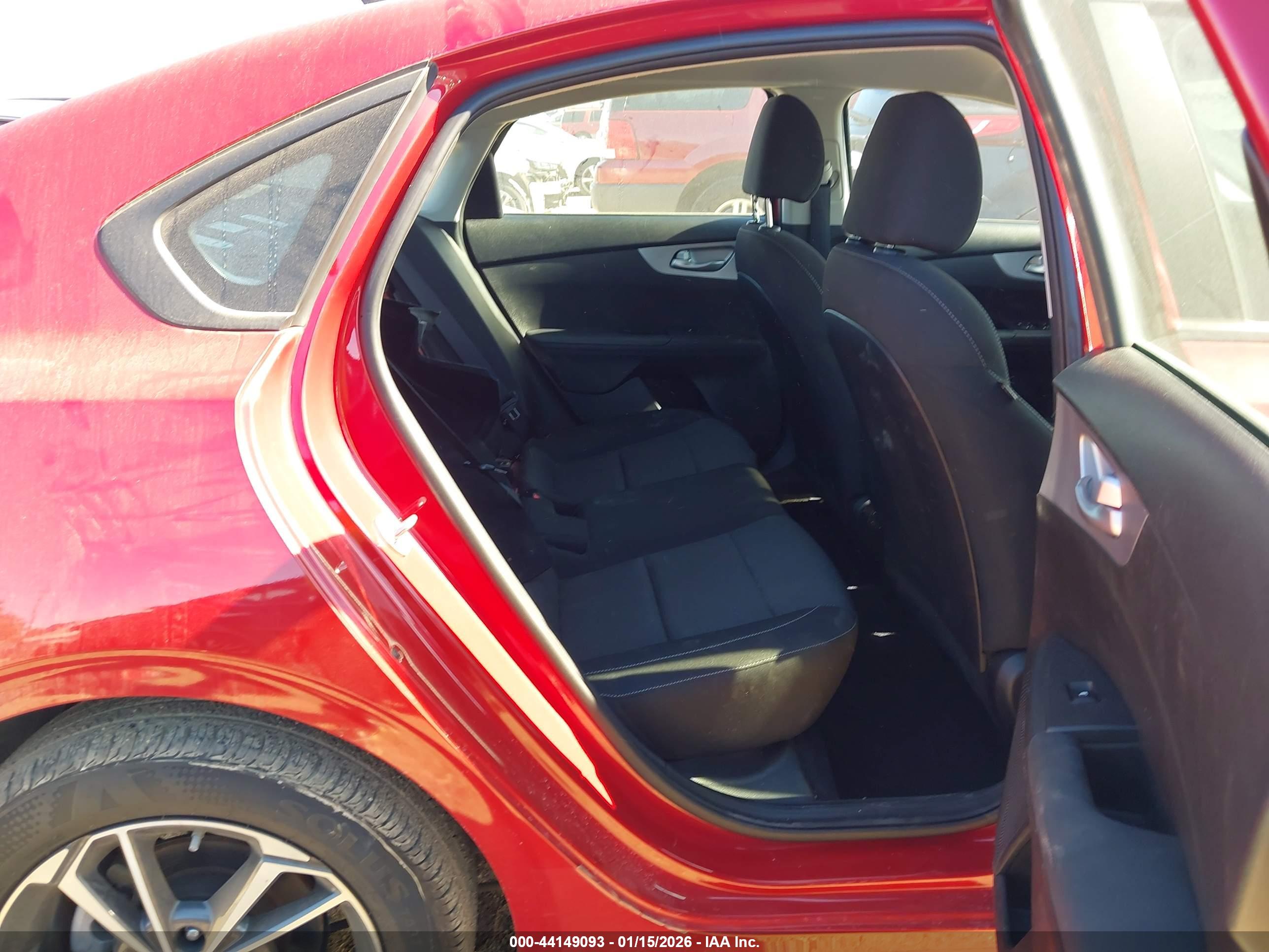 KIA FORTE image 8
