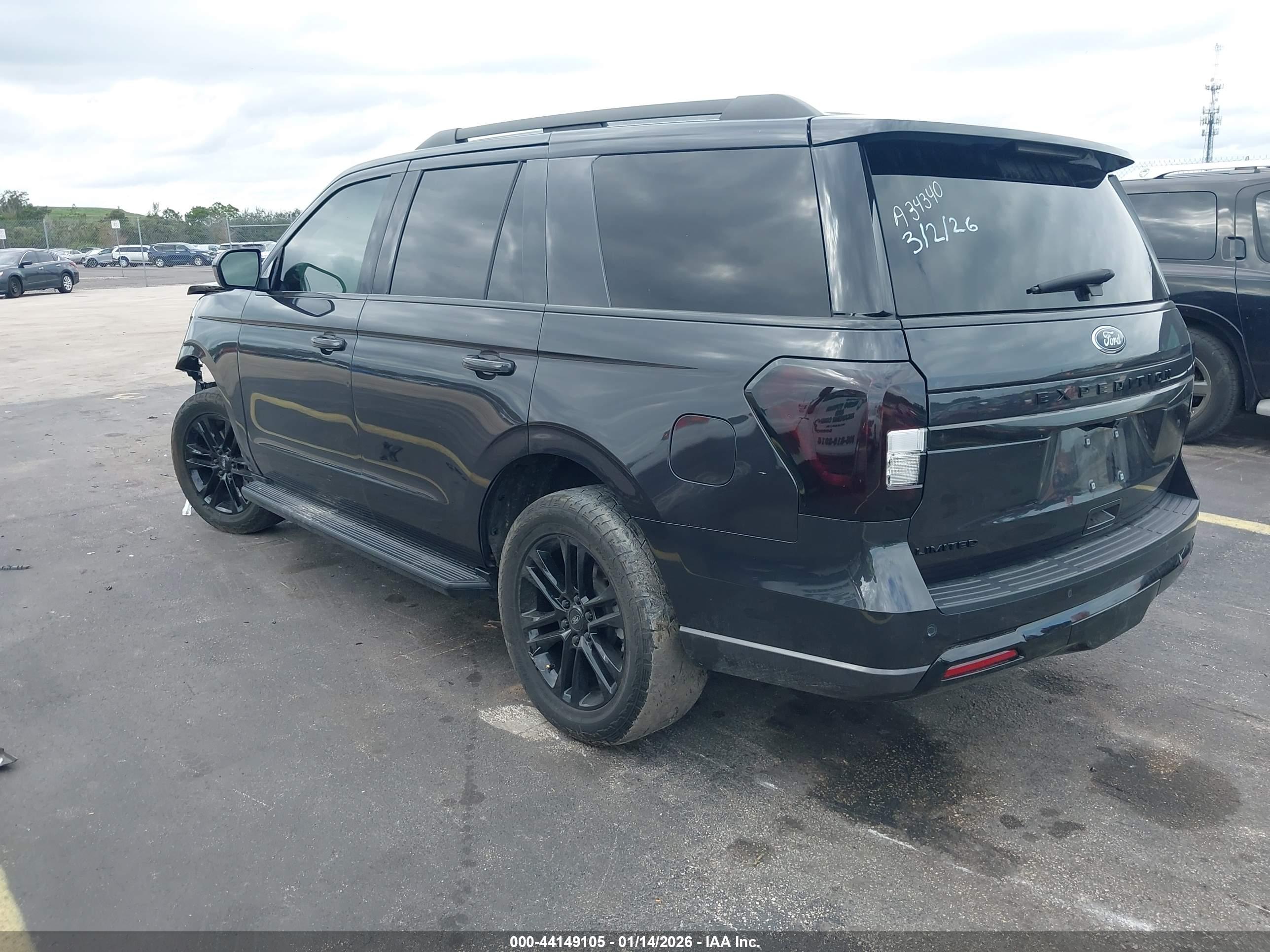 FORD EXPEDITION image 3