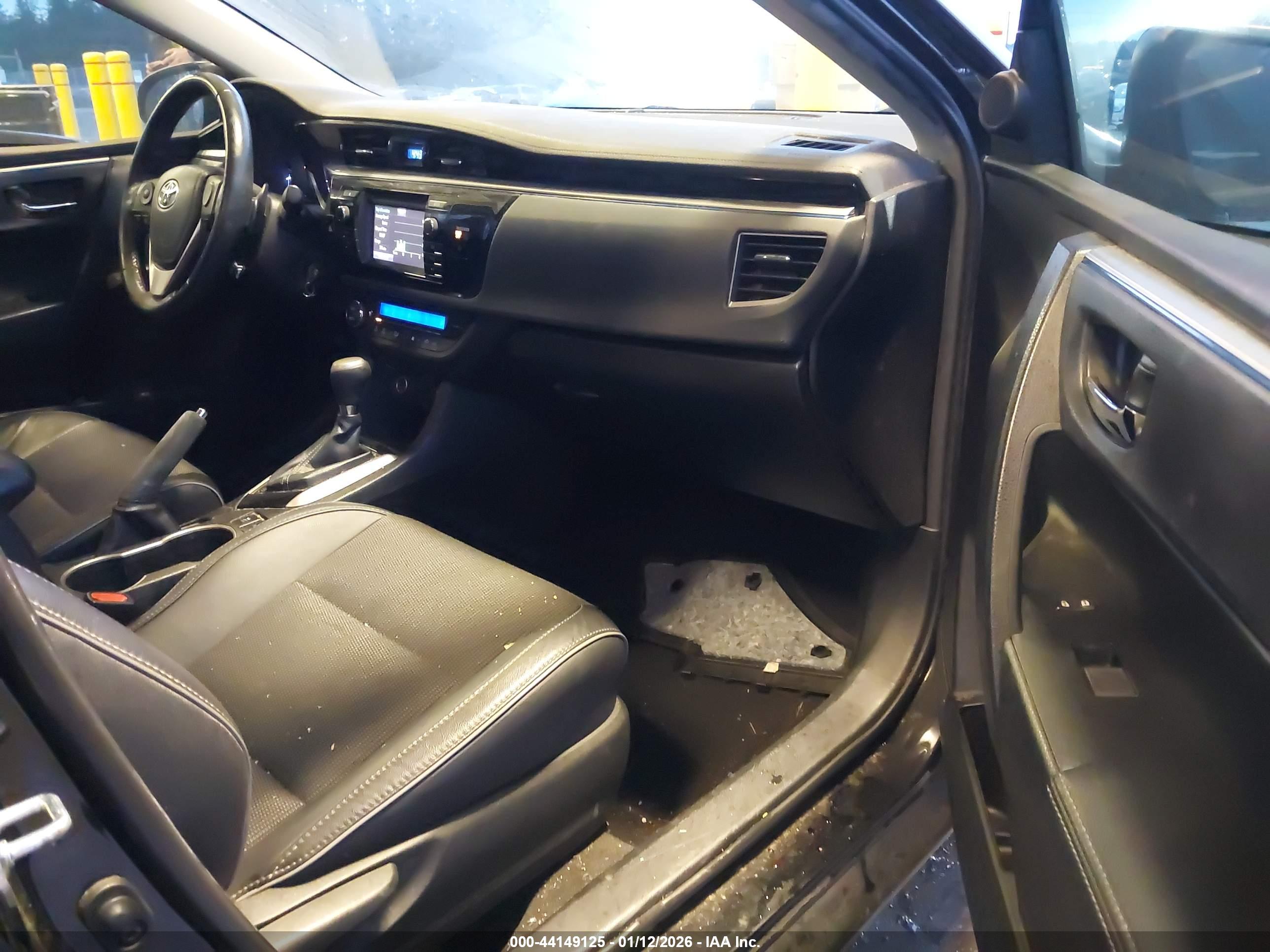 TOYOTA COROLLA image 5