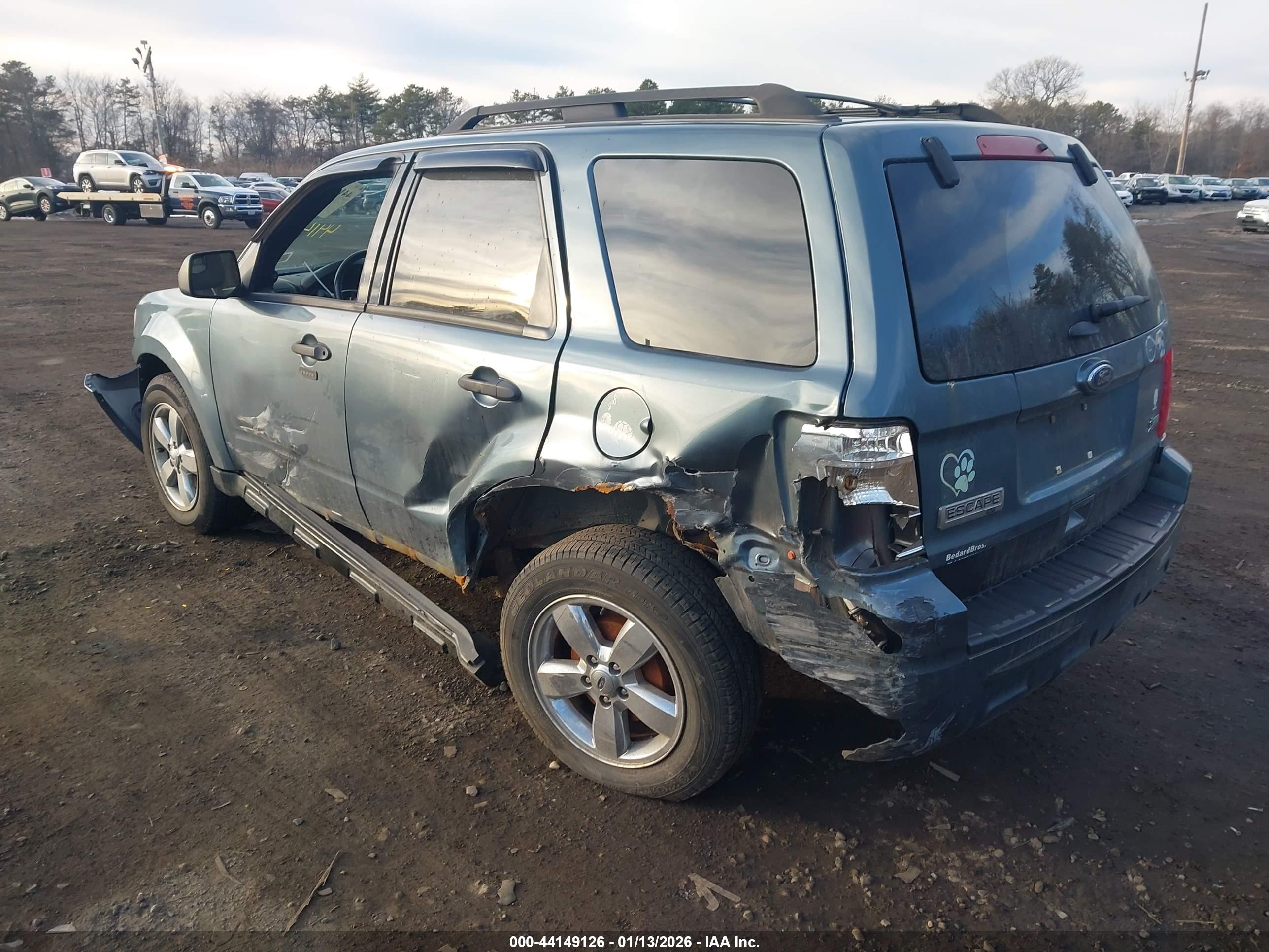 FORD ESCAPE image 3