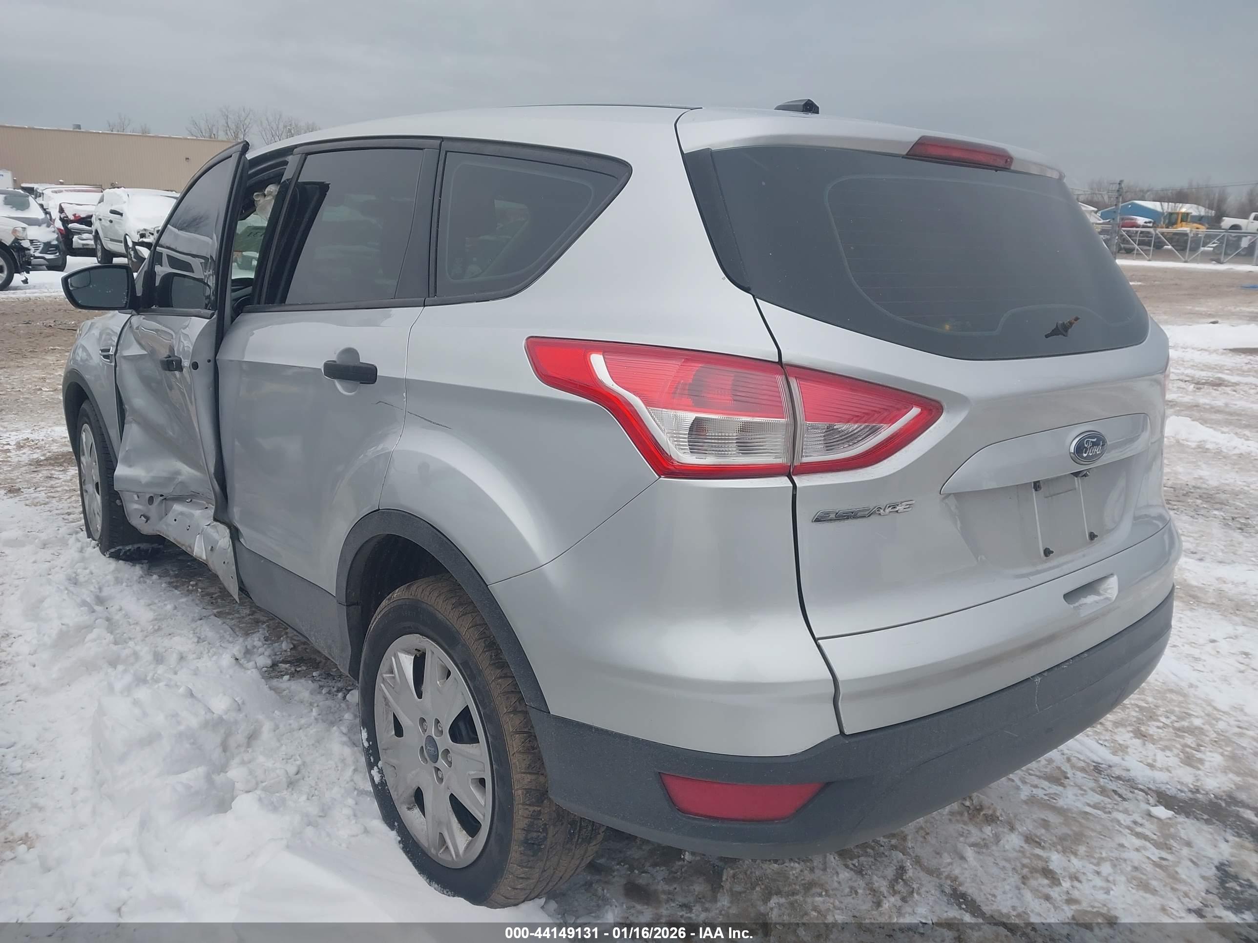 FORD ESCAPE image 3