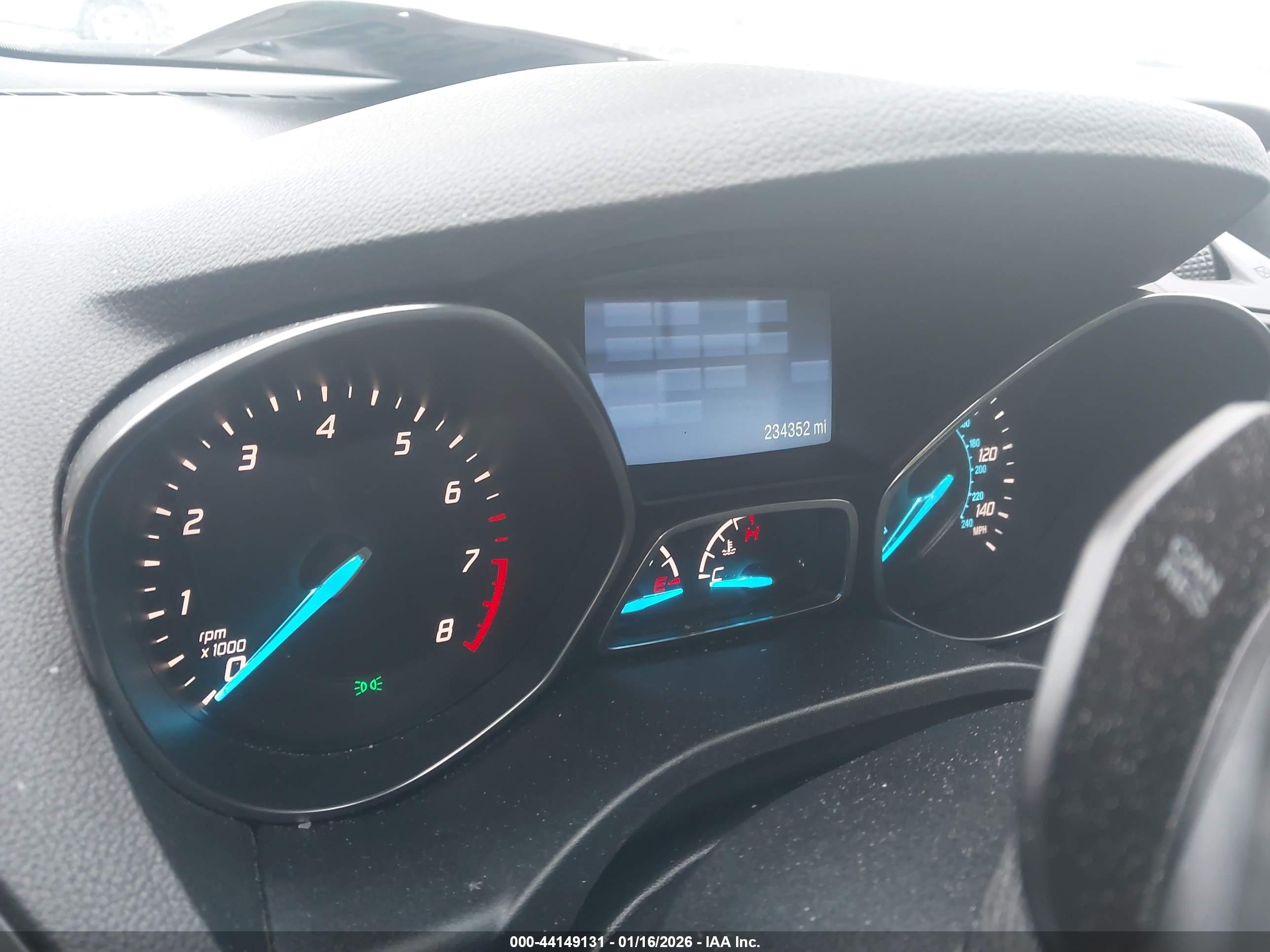 FORD ESCAPE image 7