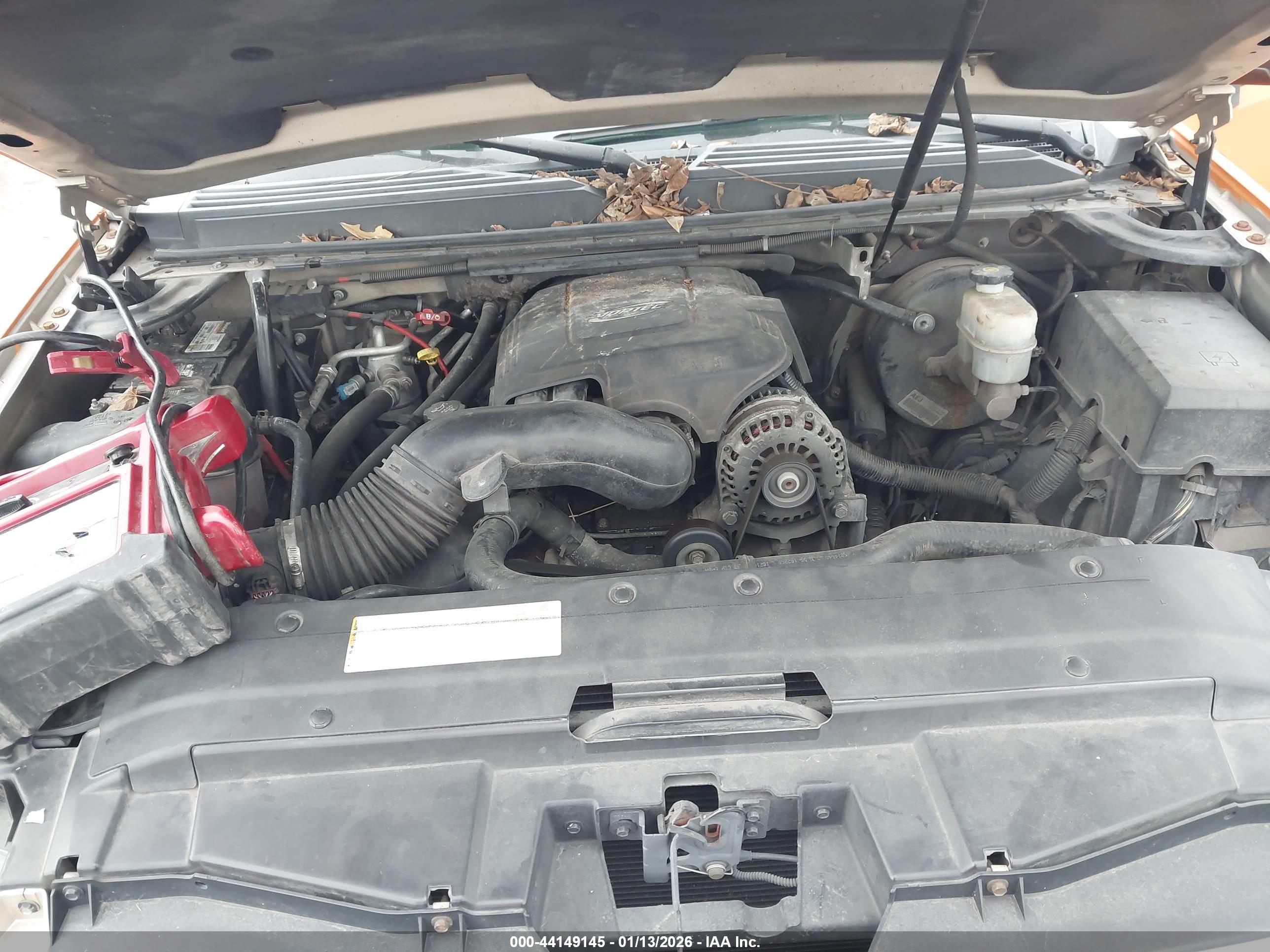 CHEVROLET TAHOE image 10
