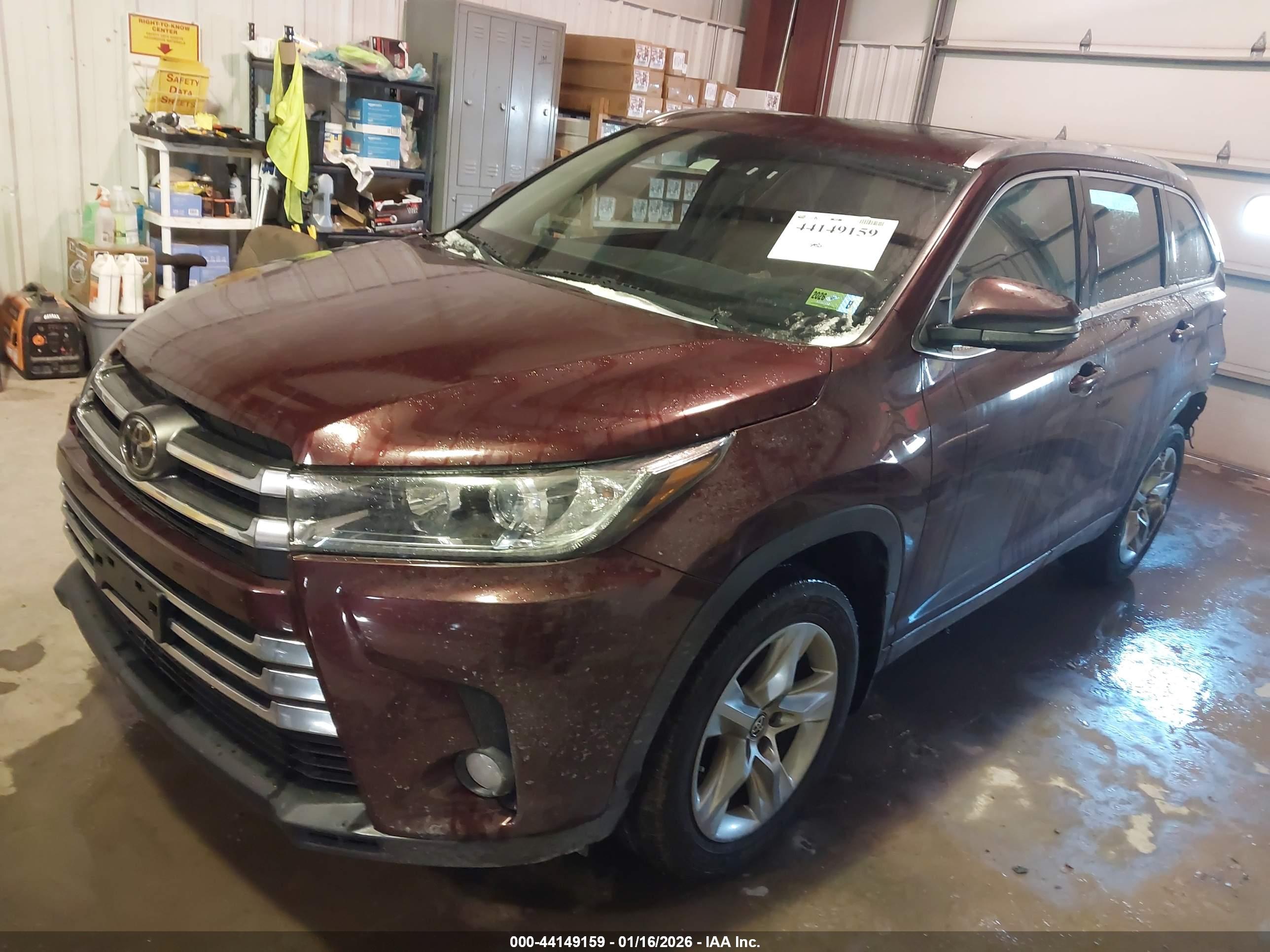TOYOTA HIGHLANDER image 2