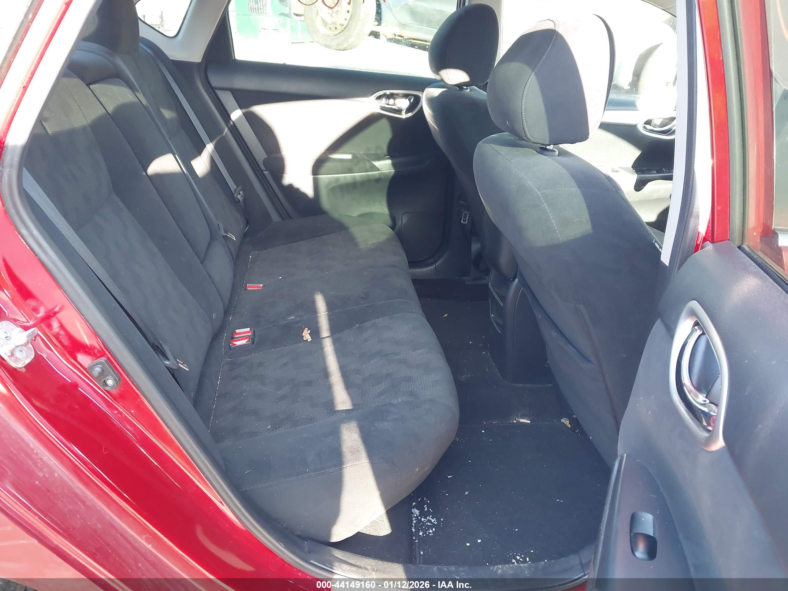 NISSAN SENTRA image 8