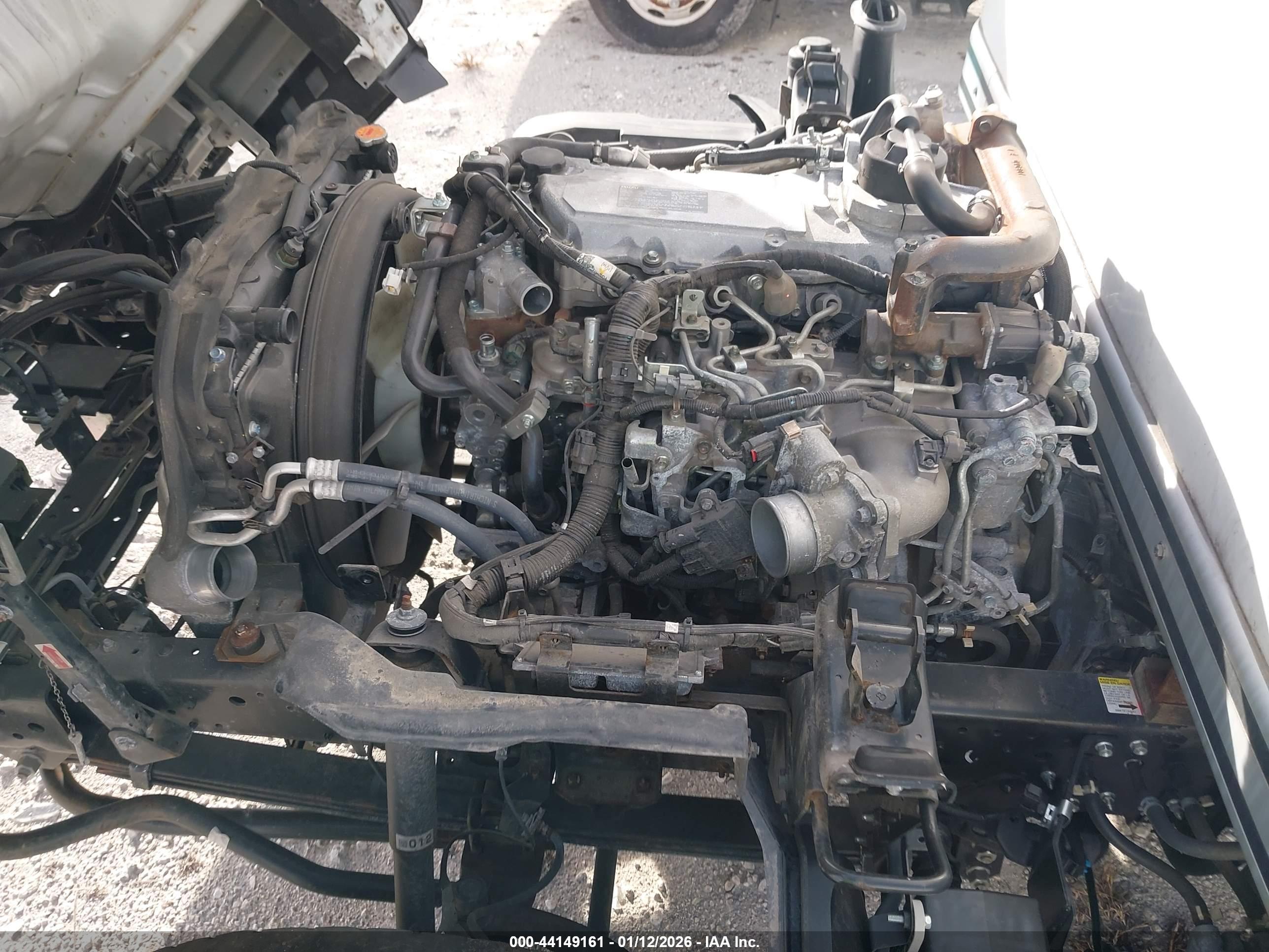 ISUZU NPR image 10