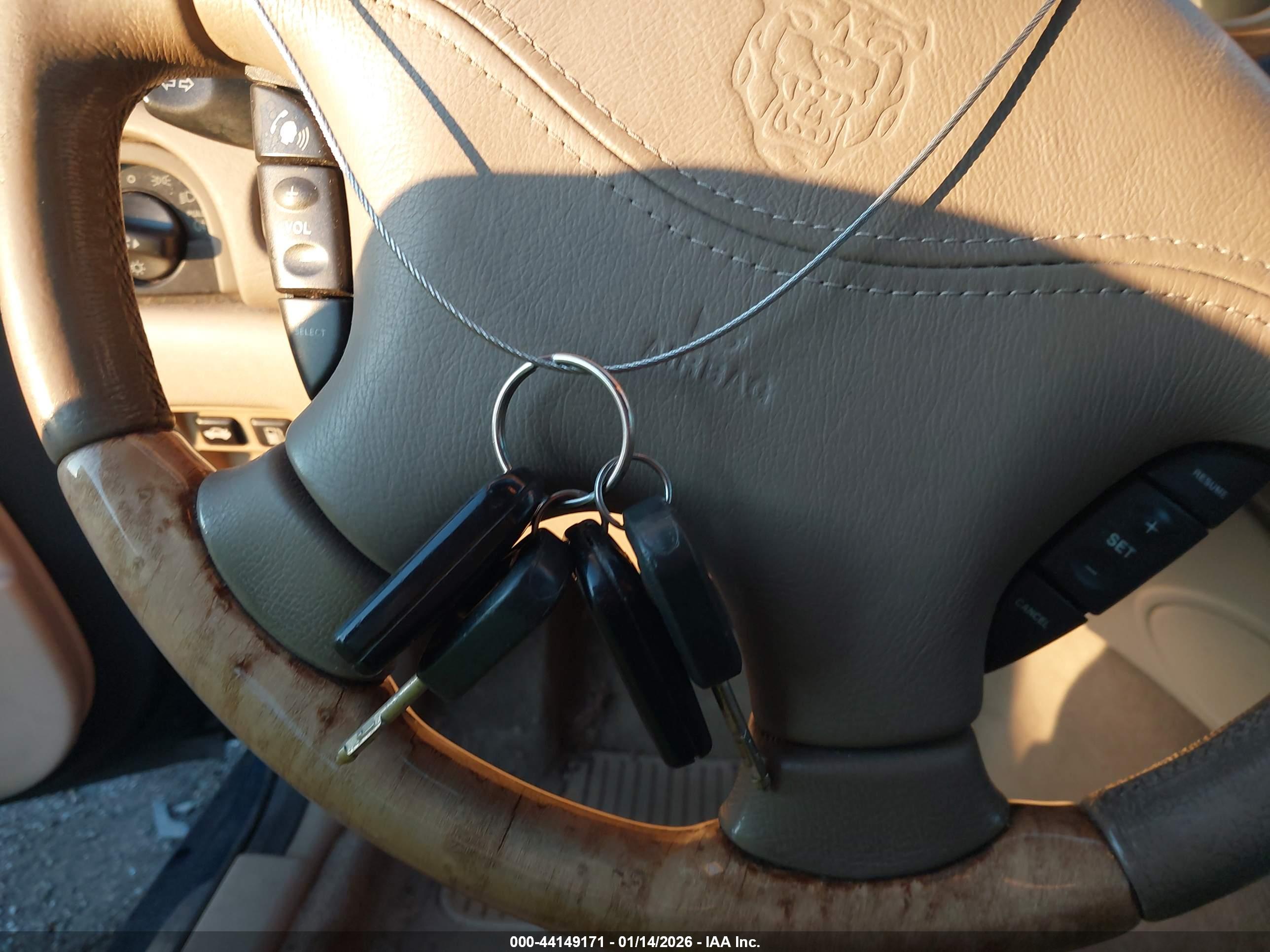 JAGUAR S-TYPE image 11