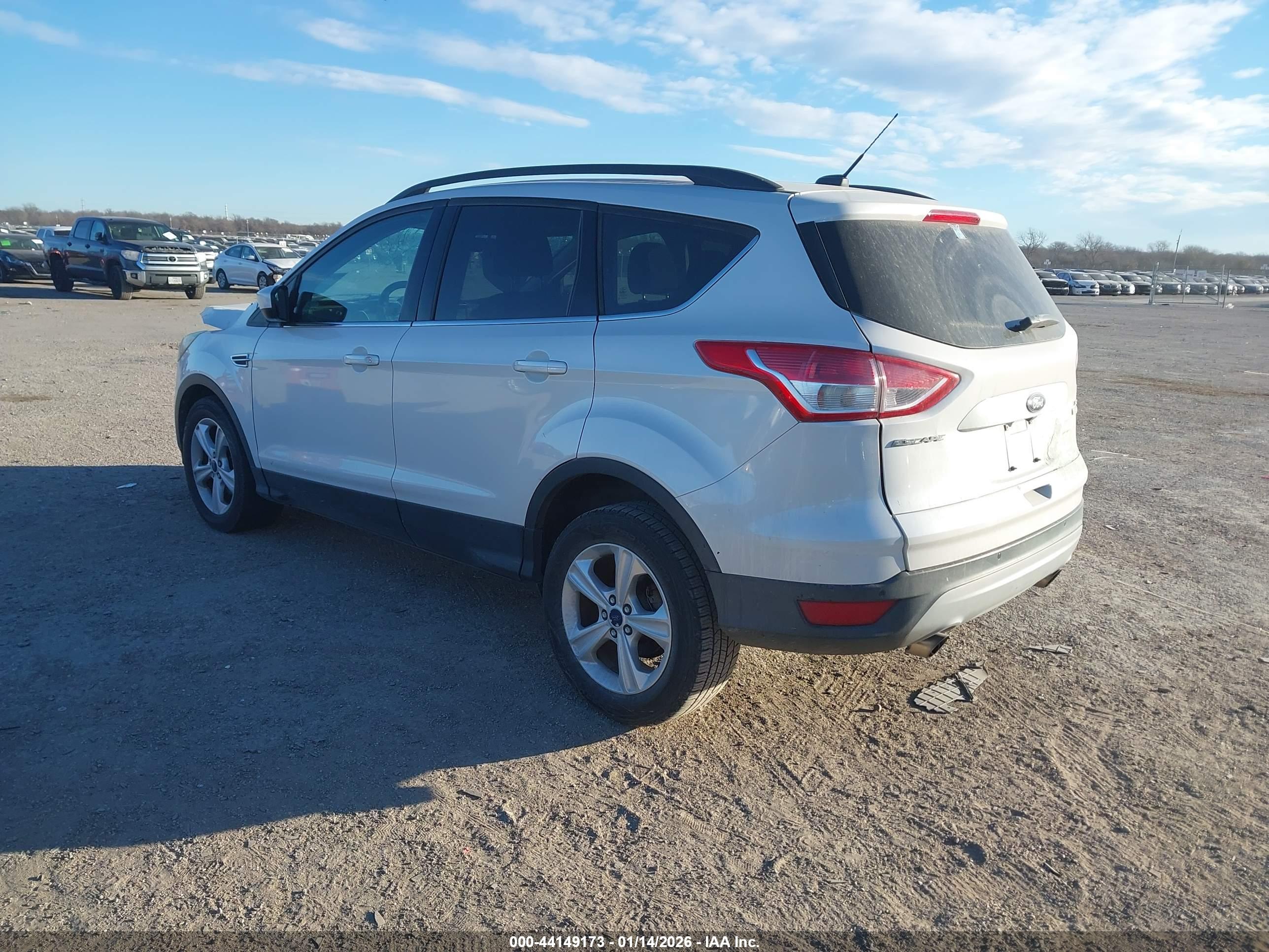 FORD ESCAPE image 3