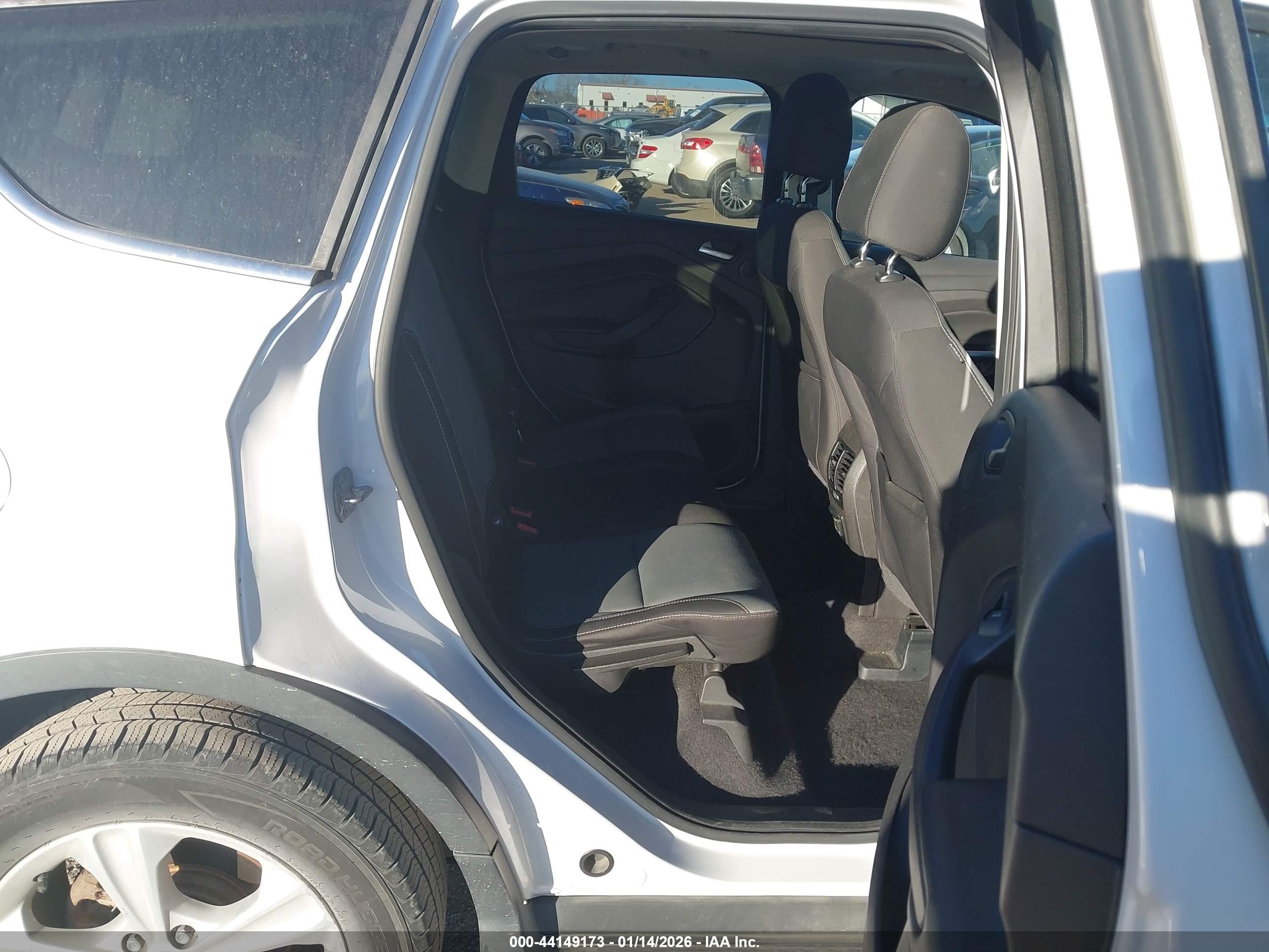 FORD ESCAPE image 8