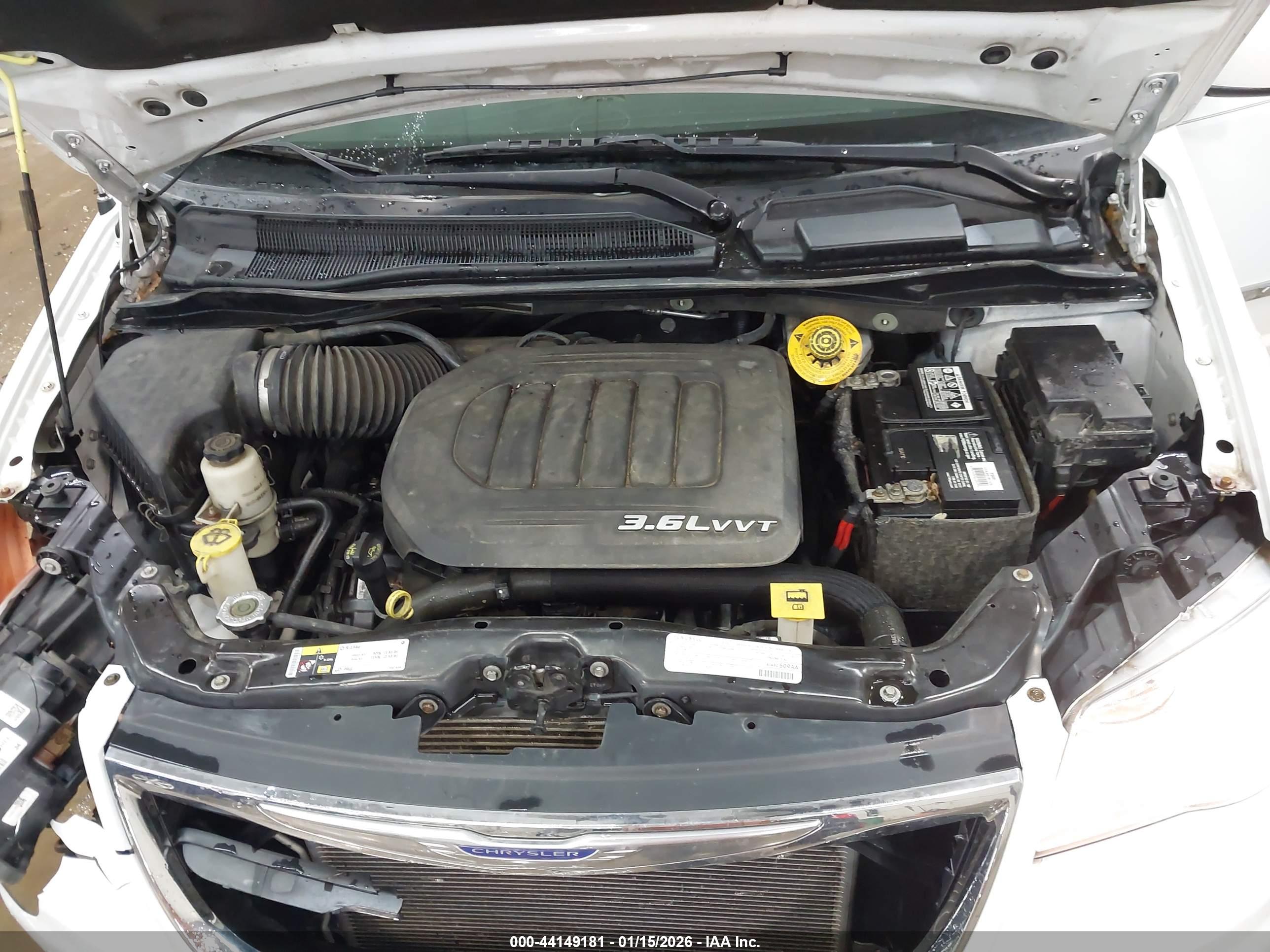 CHRYSLER TOWN image 10