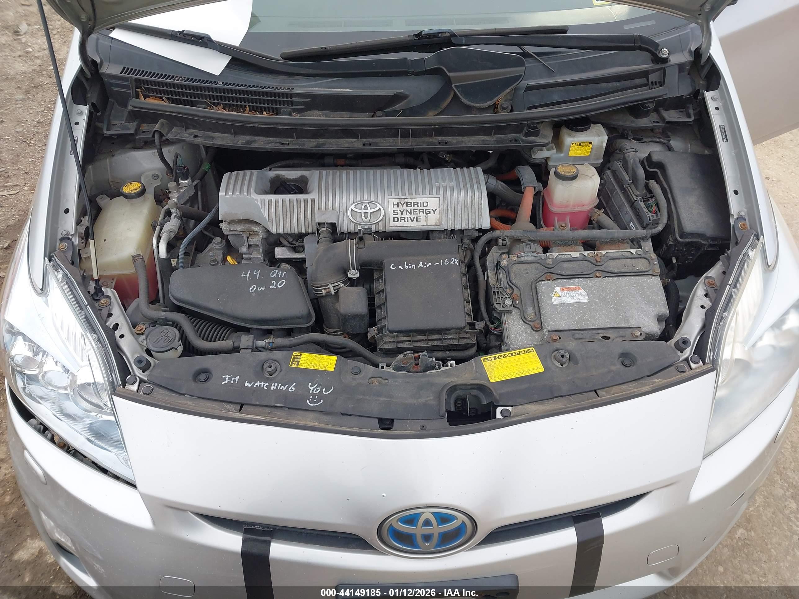 TOYOTA PRIUS image 10