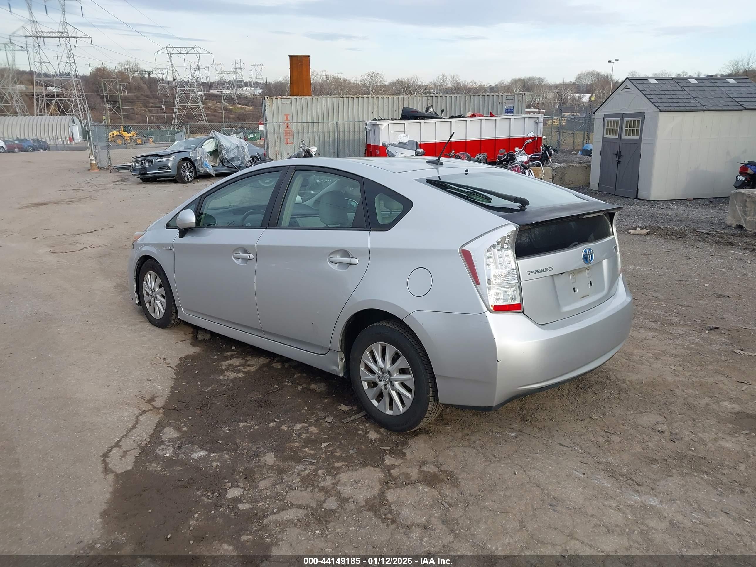TOYOTA PRIUS image 3