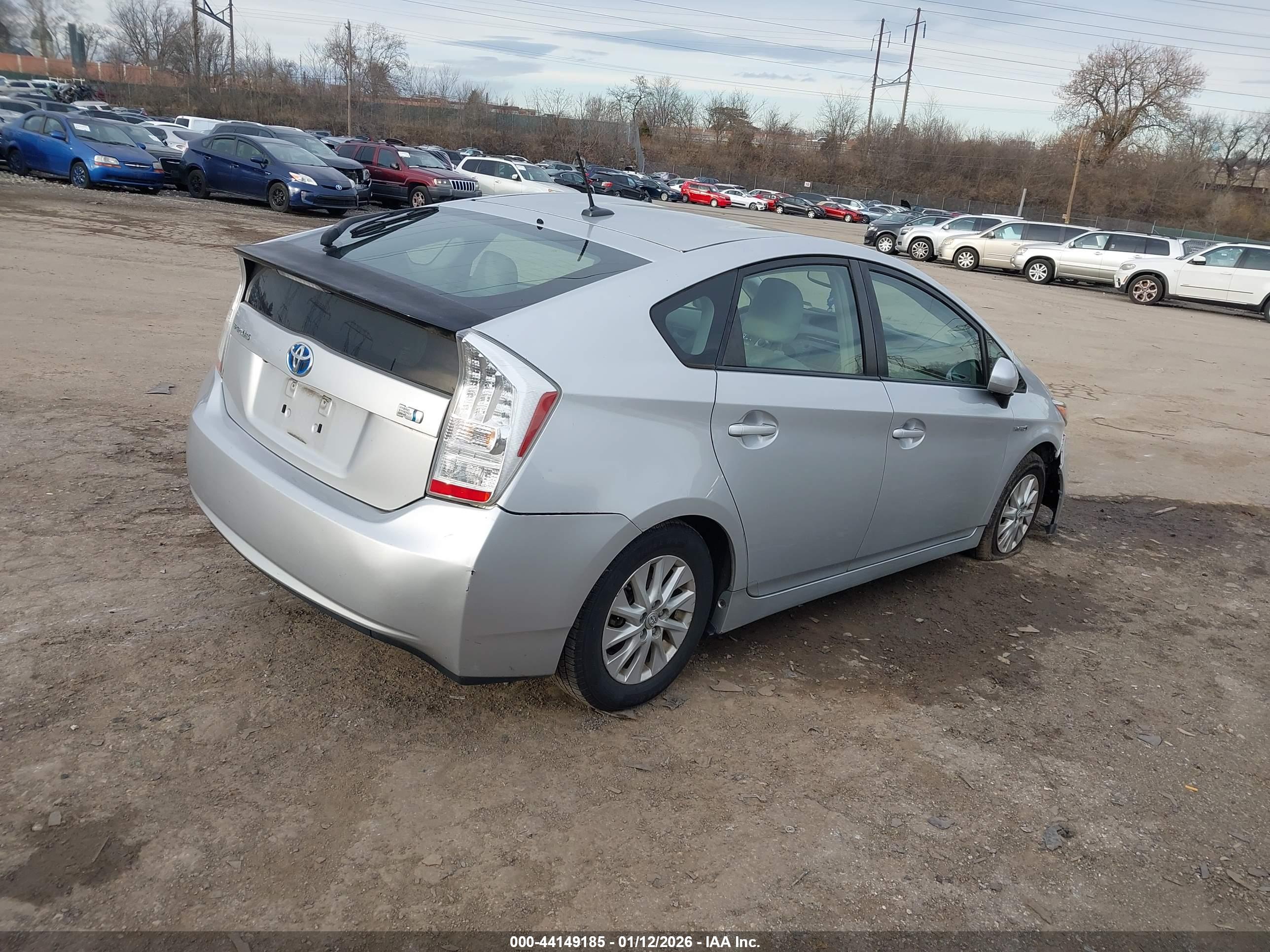 TOYOTA PRIUS image 4