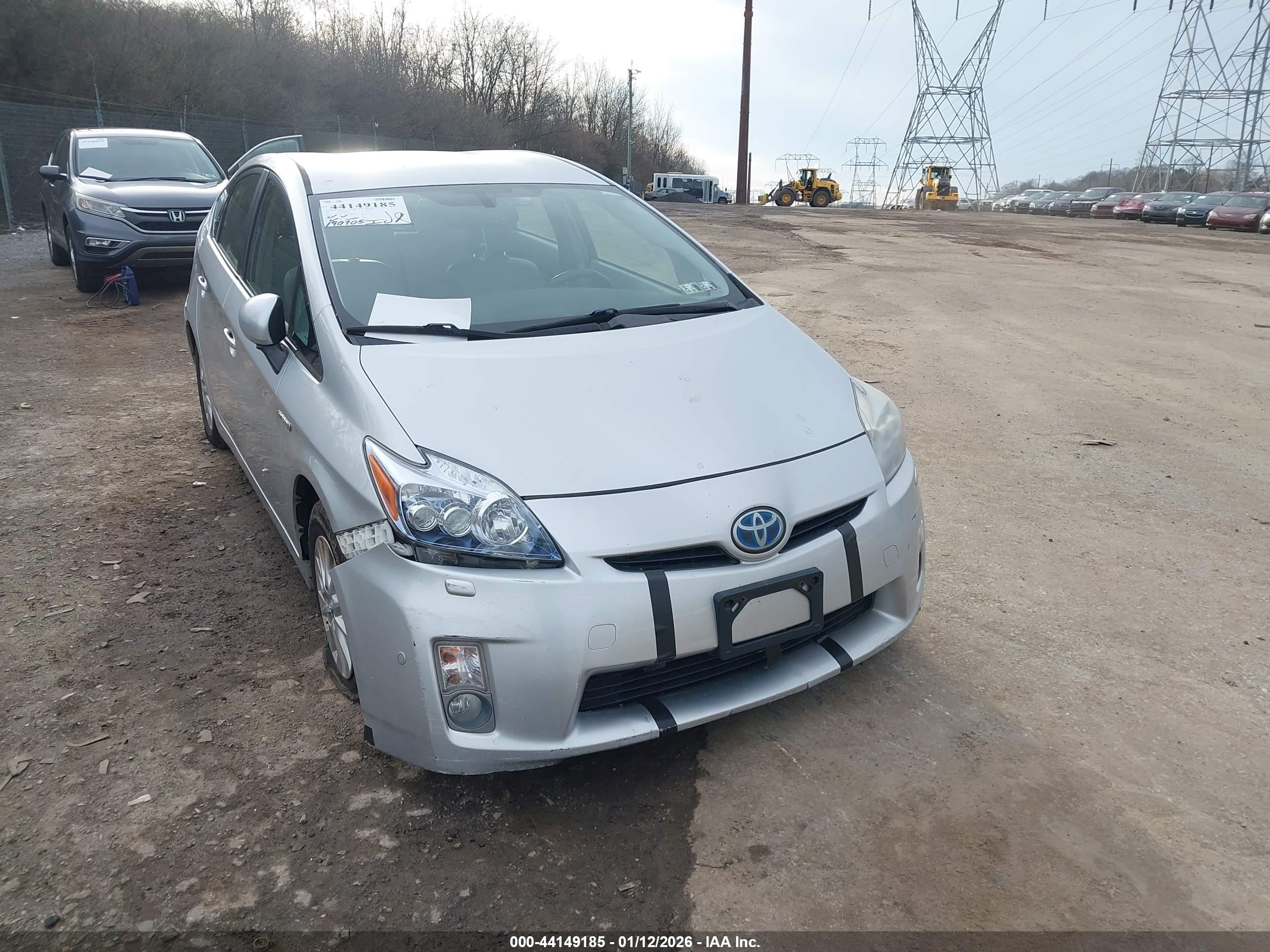TOYOTA PRIUS image 6