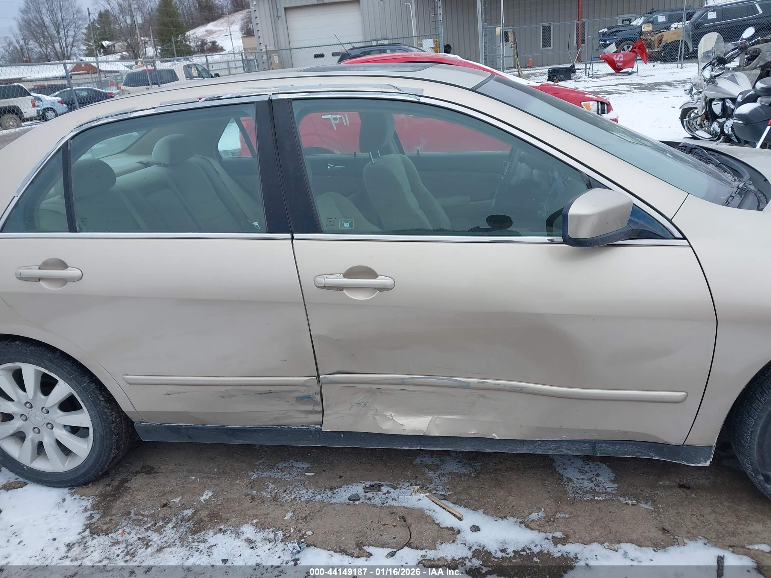 HONDA ACCORD image 6
