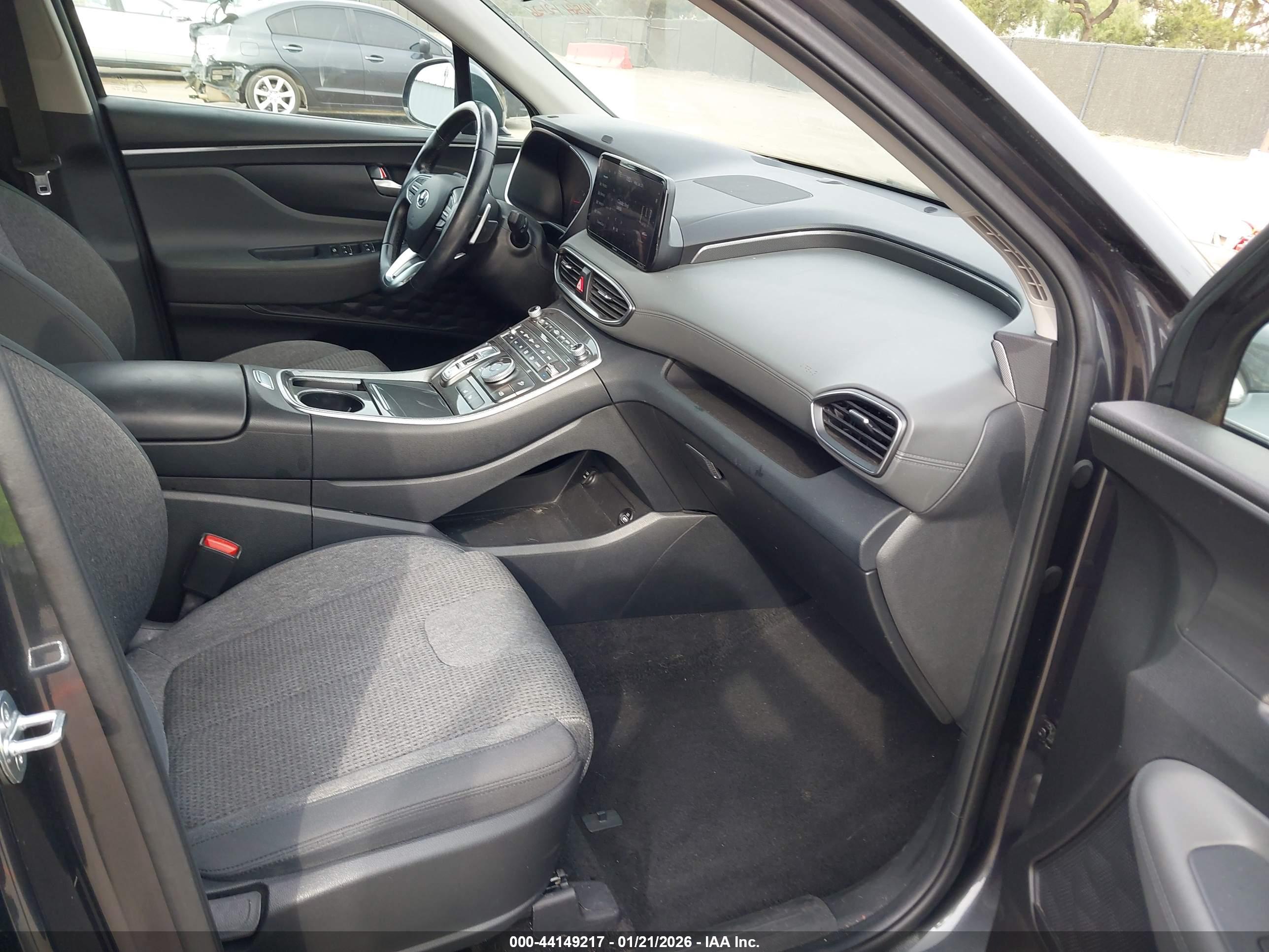 HYUNDAI SANTA image 5
