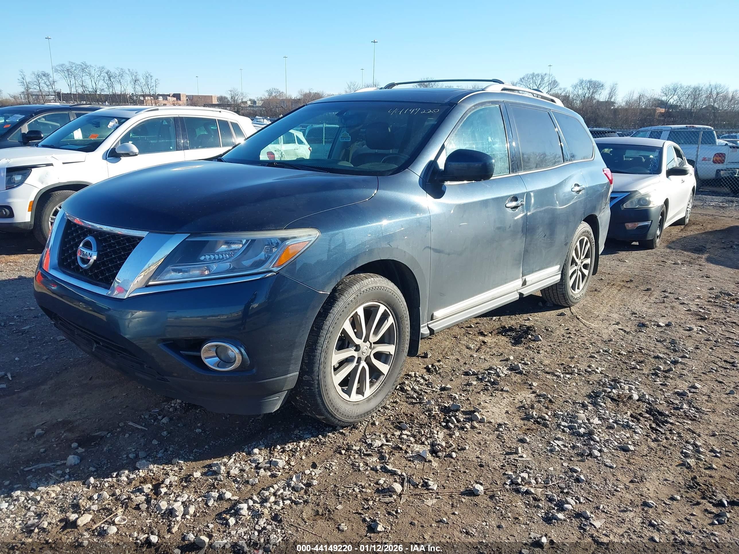 NISSAN PATHFINDER image 2