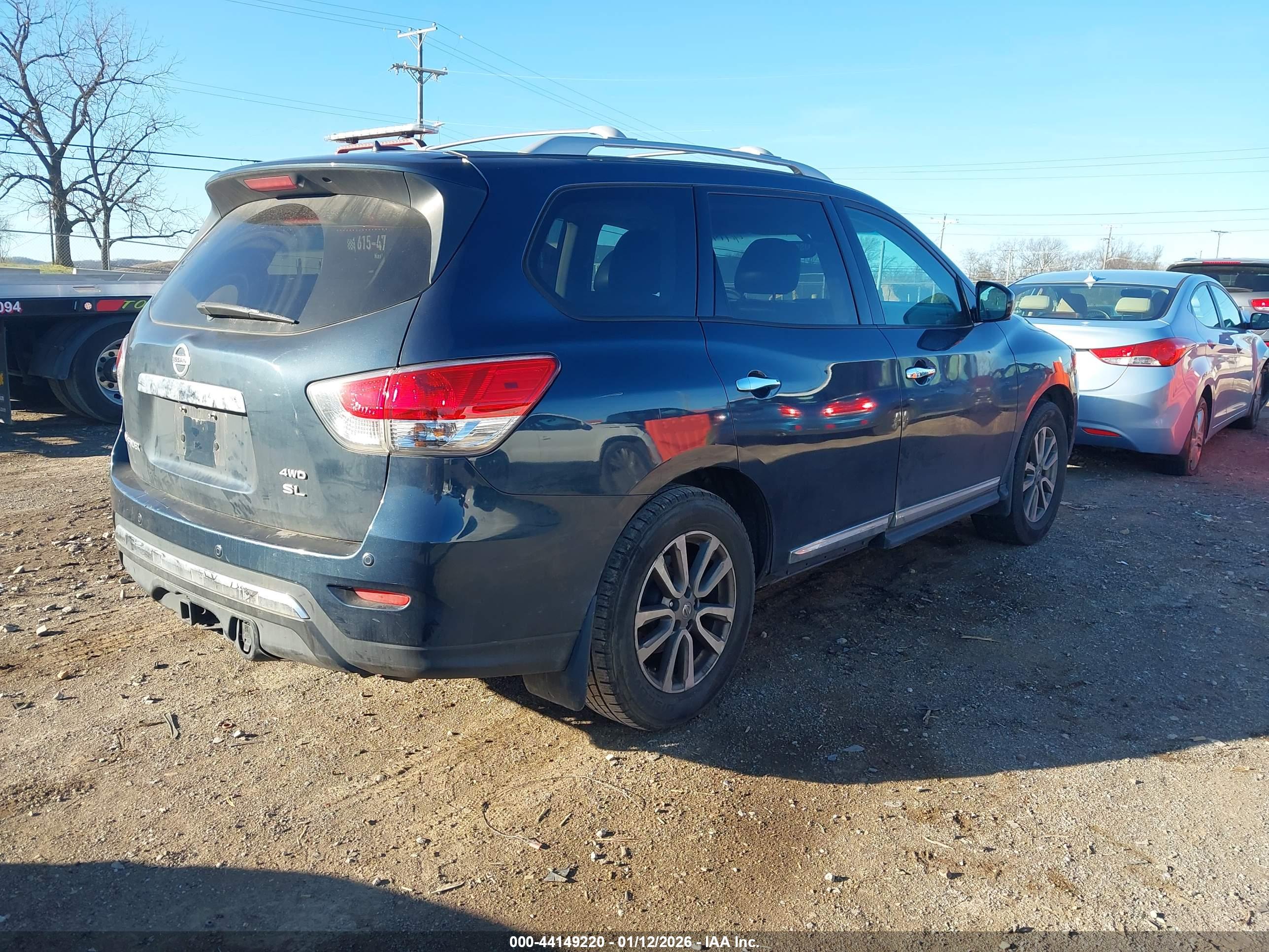 NISSAN PATHFINDER image 4