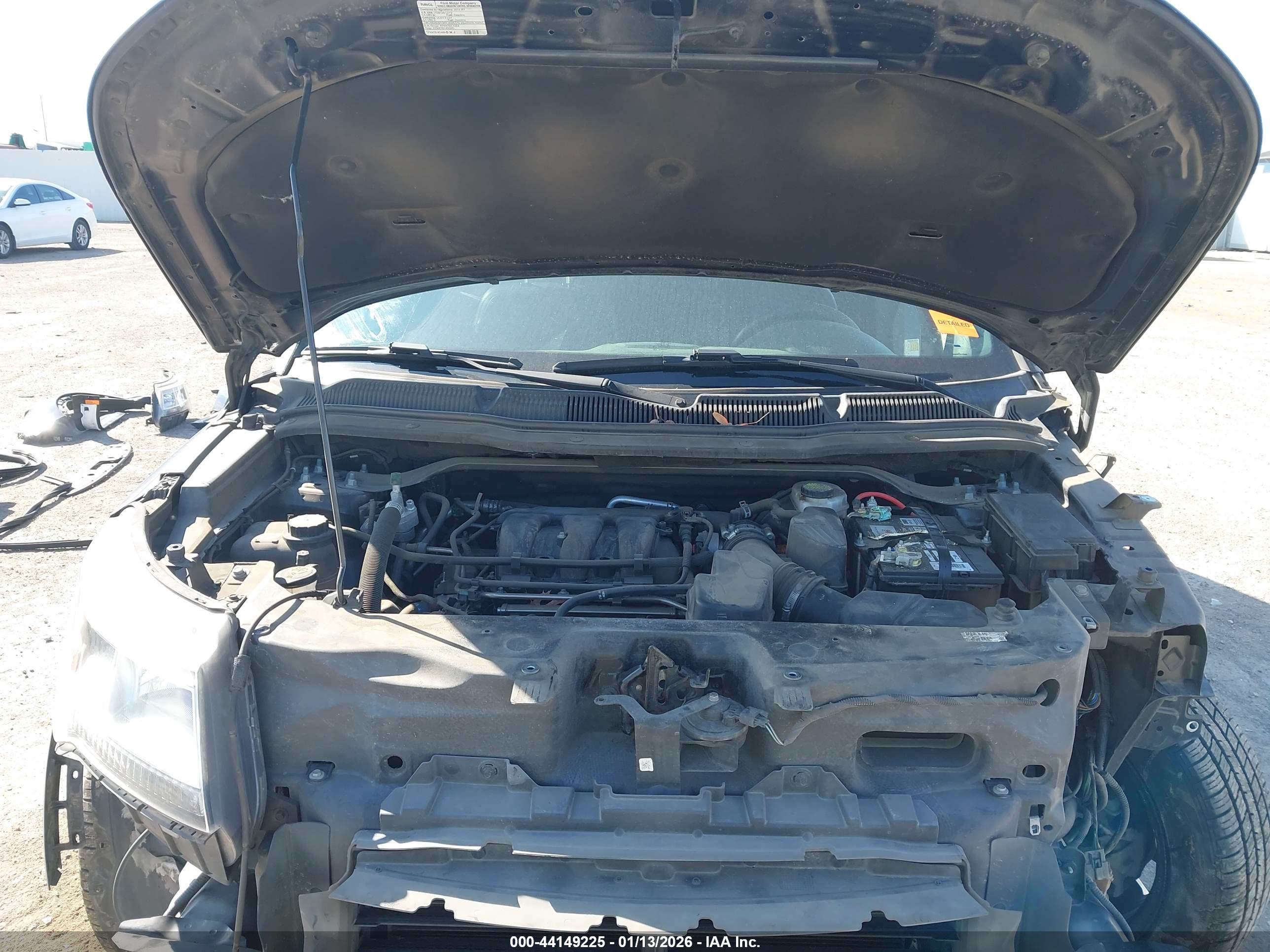 FORD EXPLORER image 10