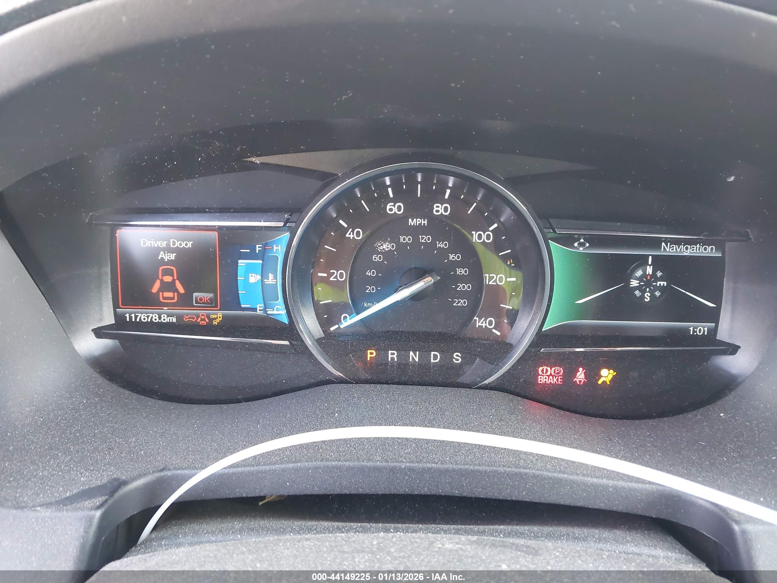 FORD EXPLORER image 7