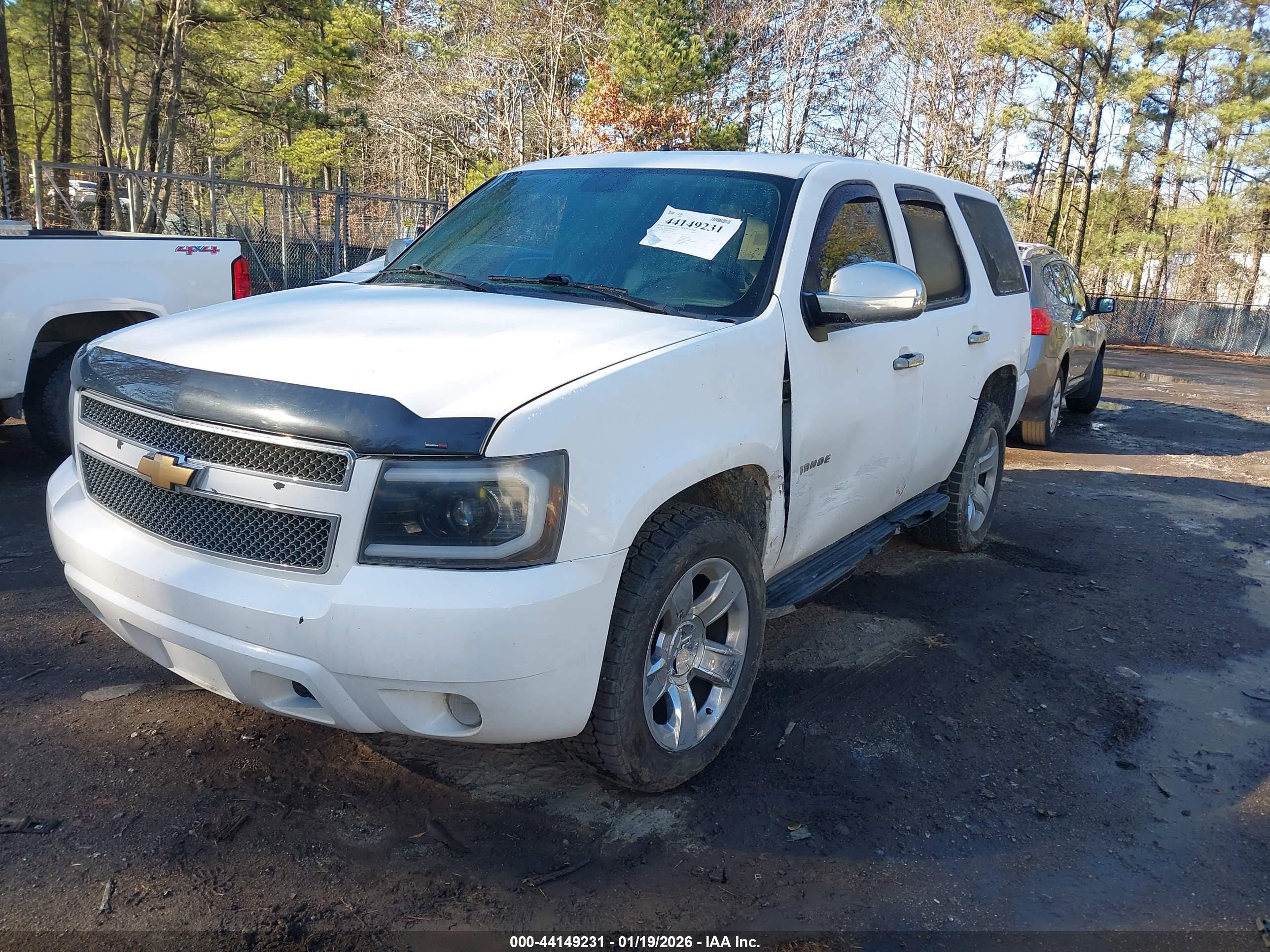 CHEVROLET TAHOE image 2