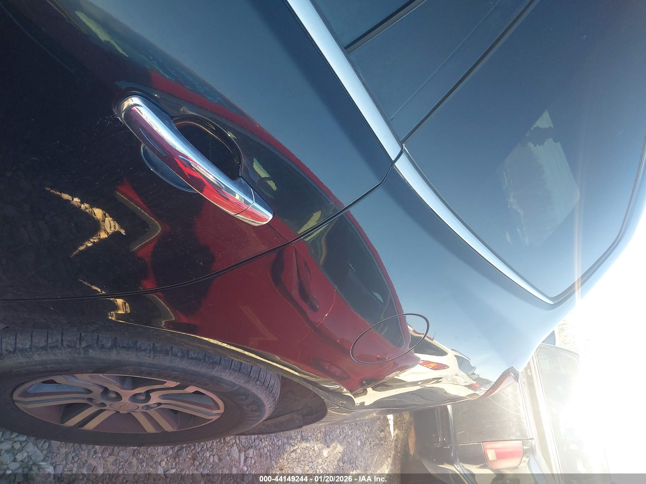CHEVROLET TRAVERSE image 6