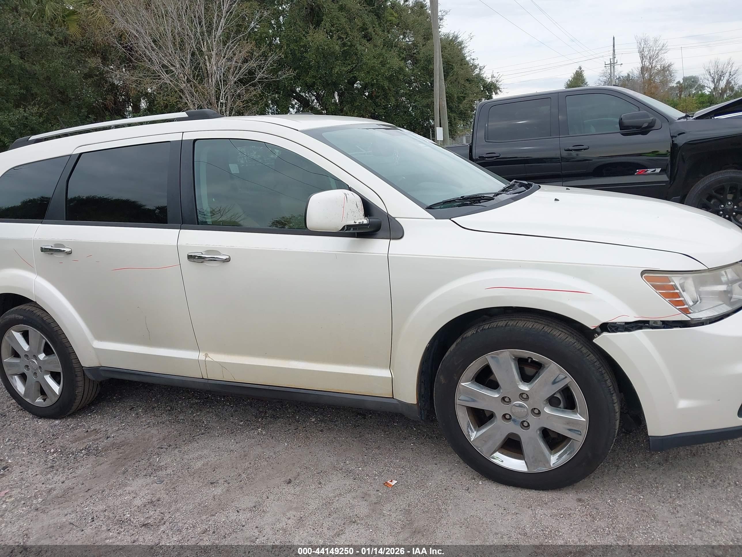 DODGE JOURNEY image 6