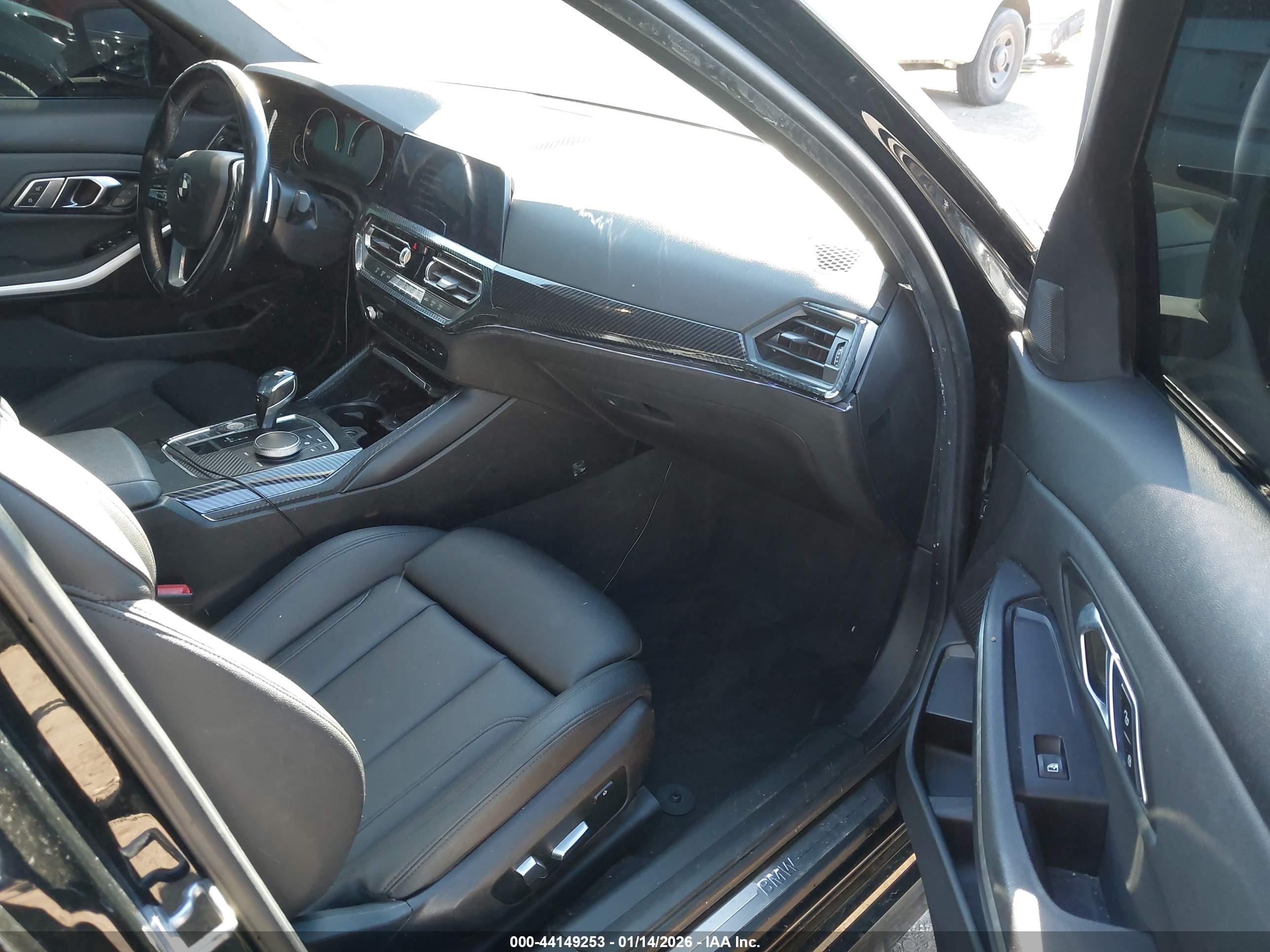 BMW 330I image 5