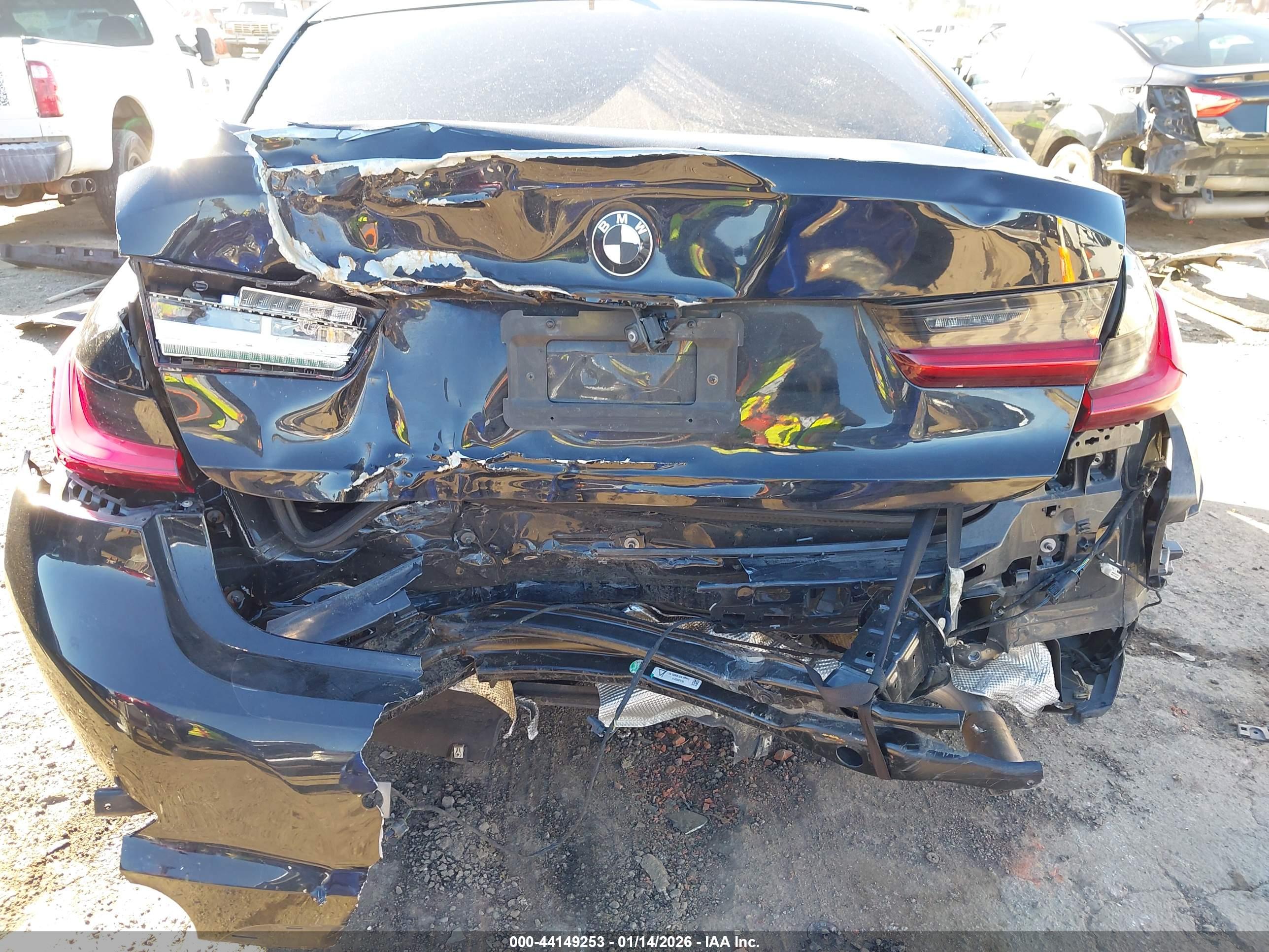 BMW 330I image 6