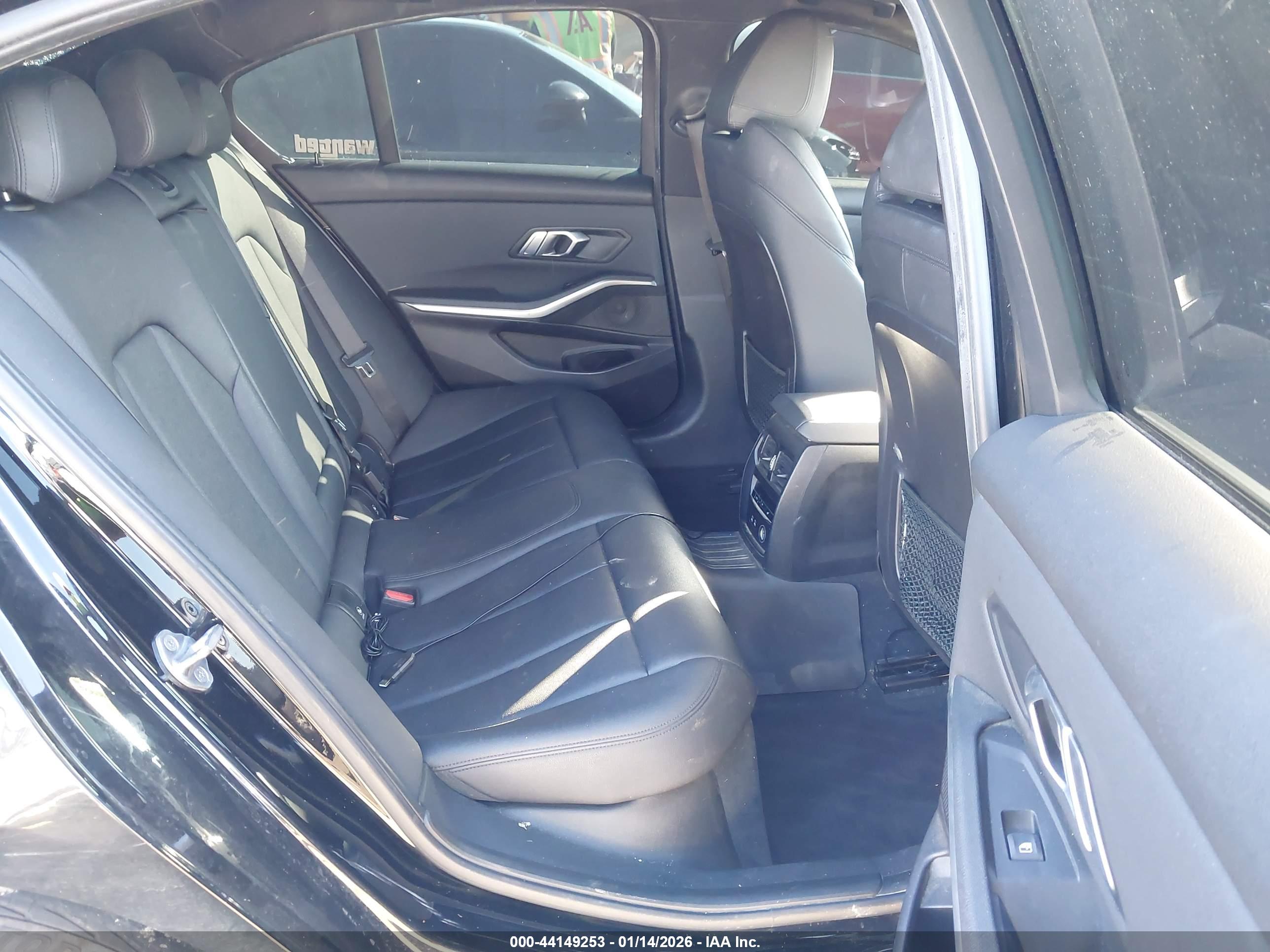 BMW 330I image 8