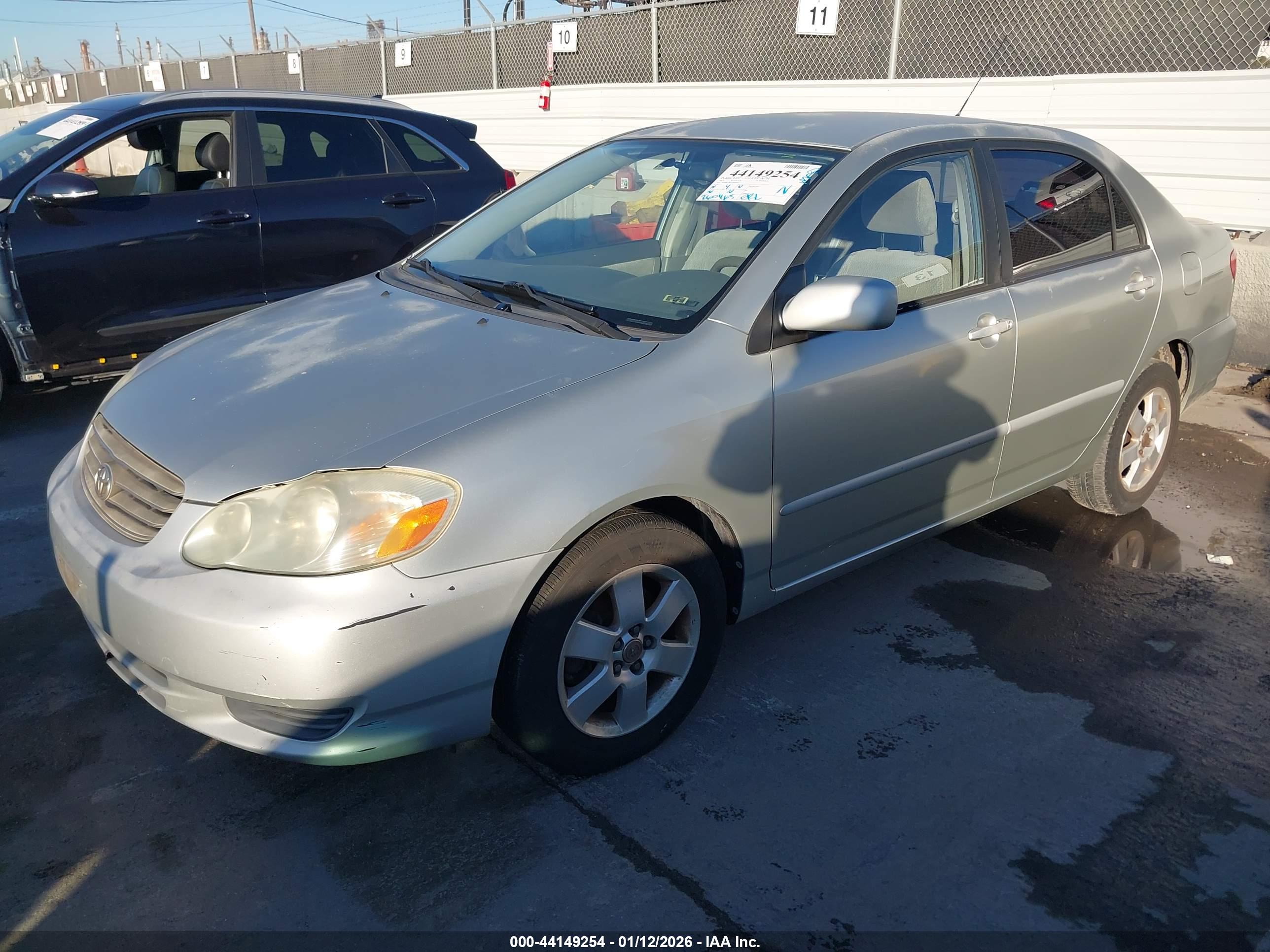 TOYOTA COROLLA image 2