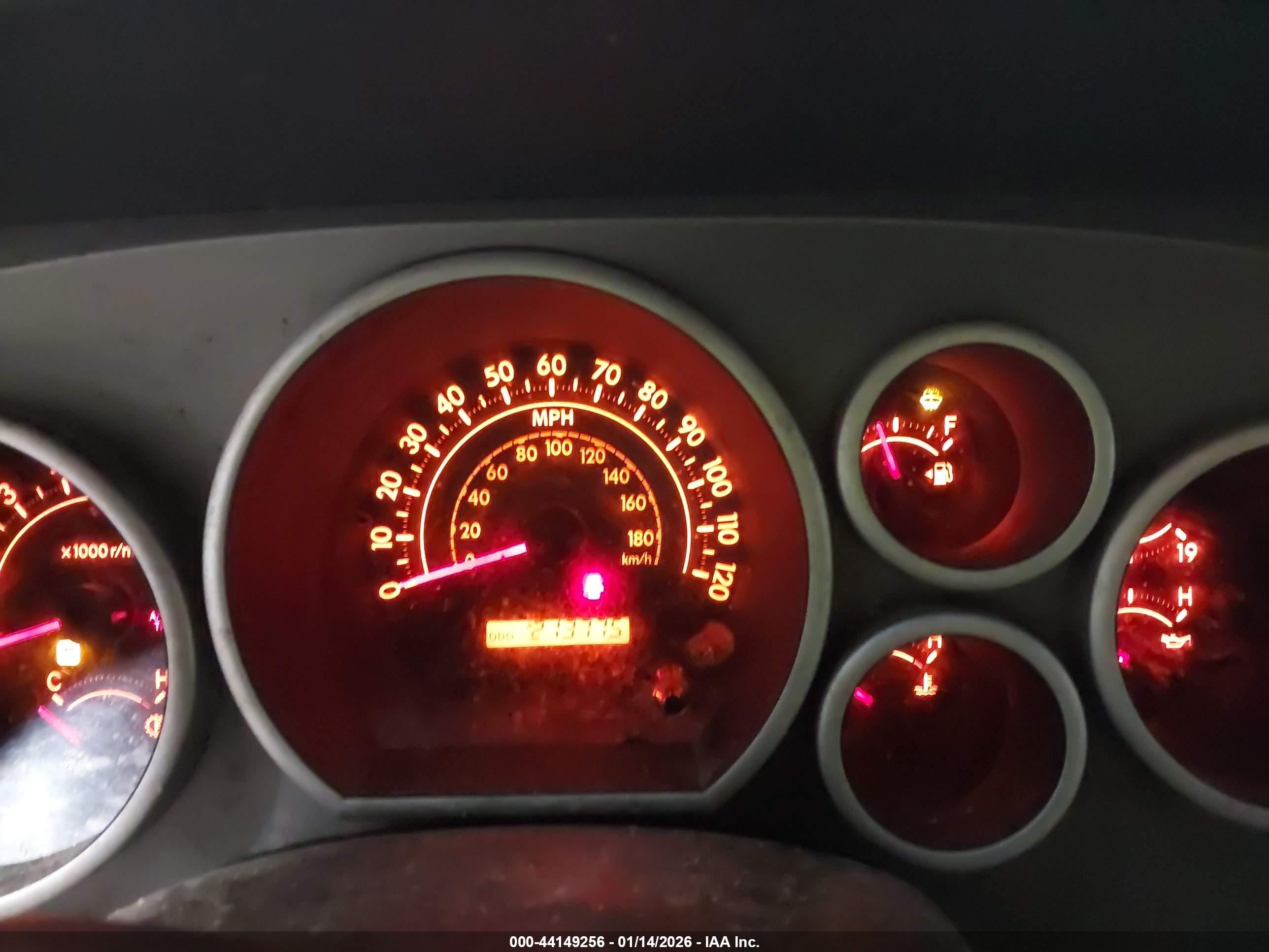 TOYOTA TUNDRA image 7