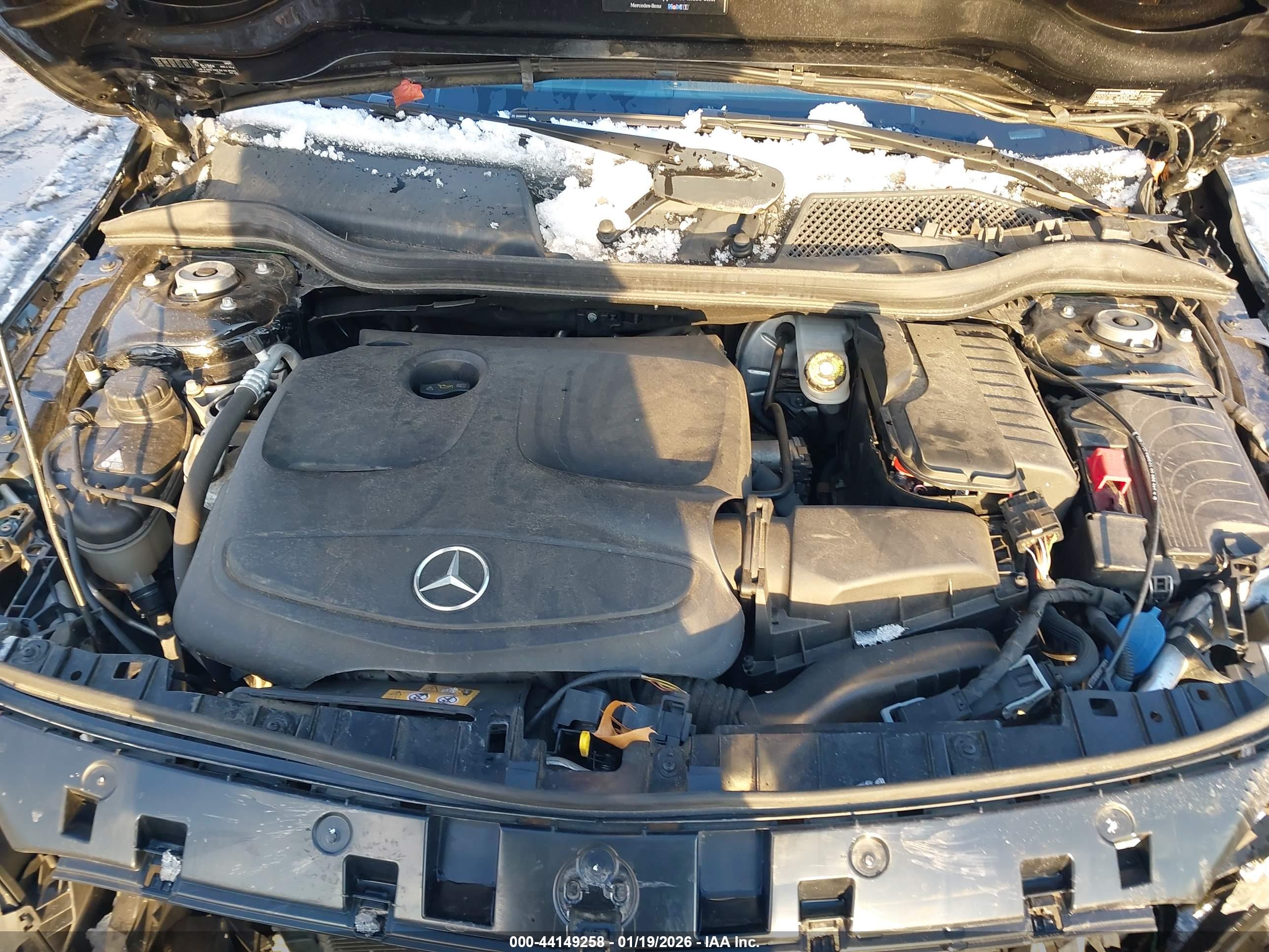 MERCEDES-BENZ GLA image 10