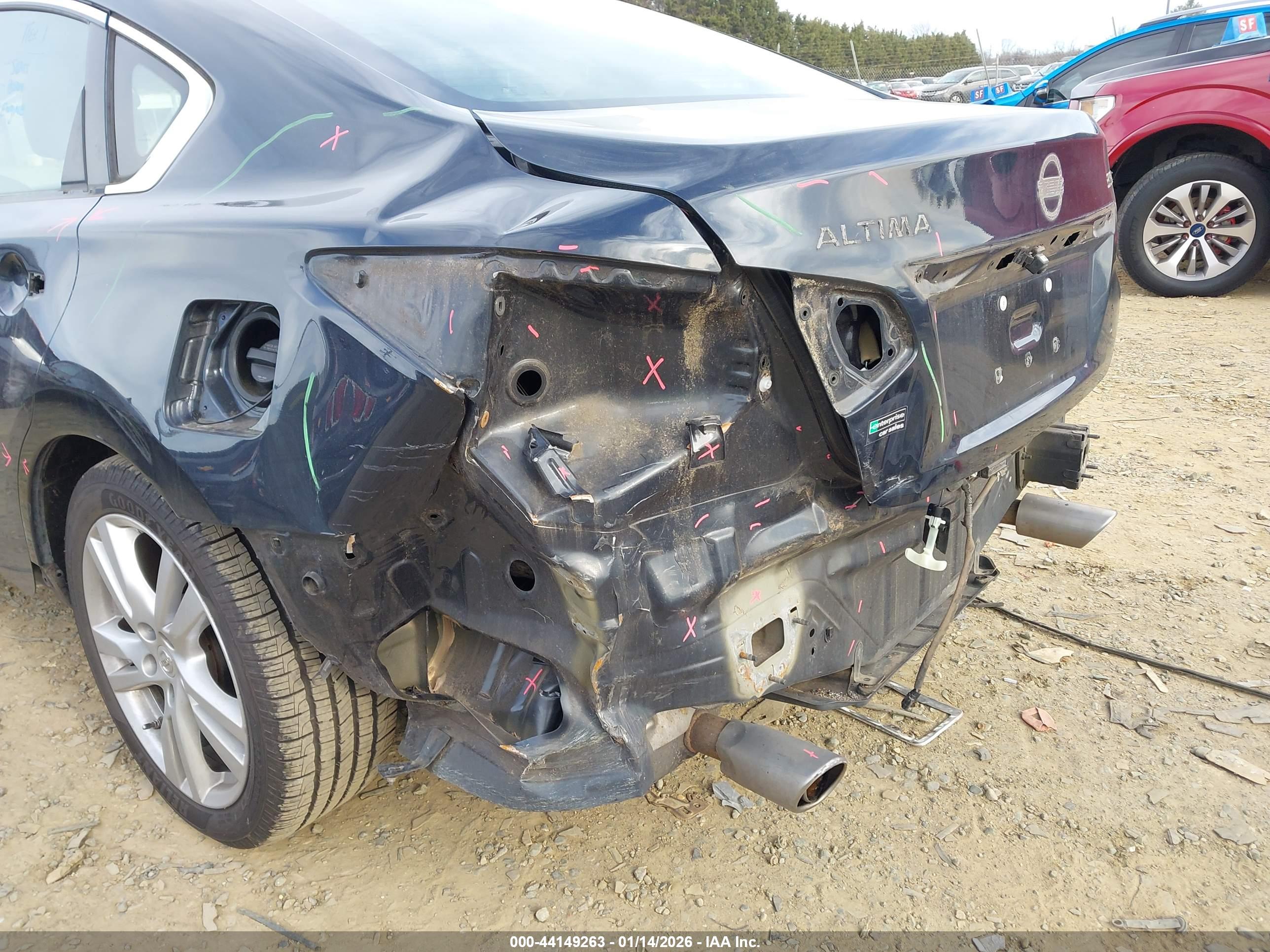 NISSAN ALTIMA image 6