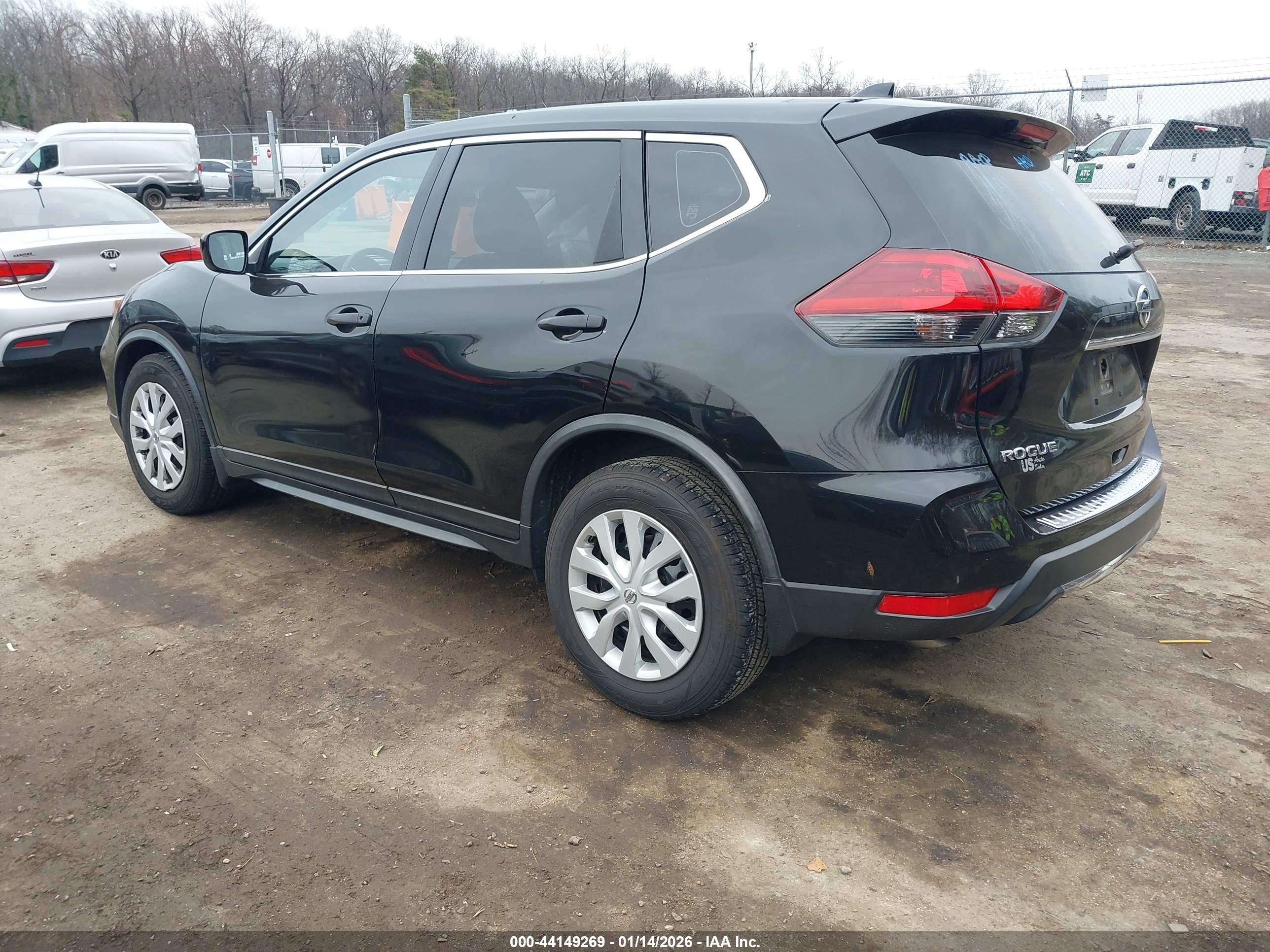 NISSAN ROGUE image 3