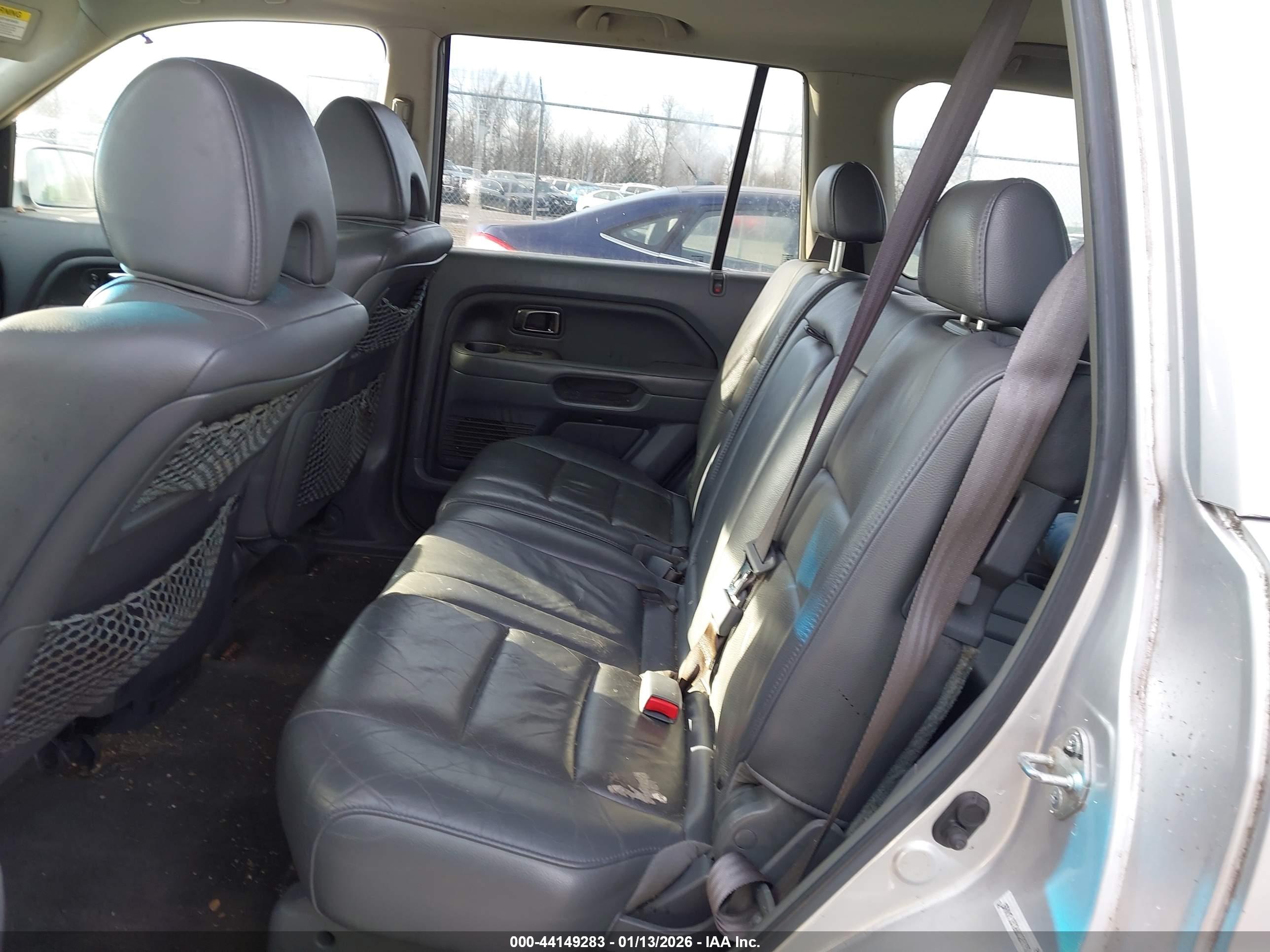 HONDA PILOT image 8