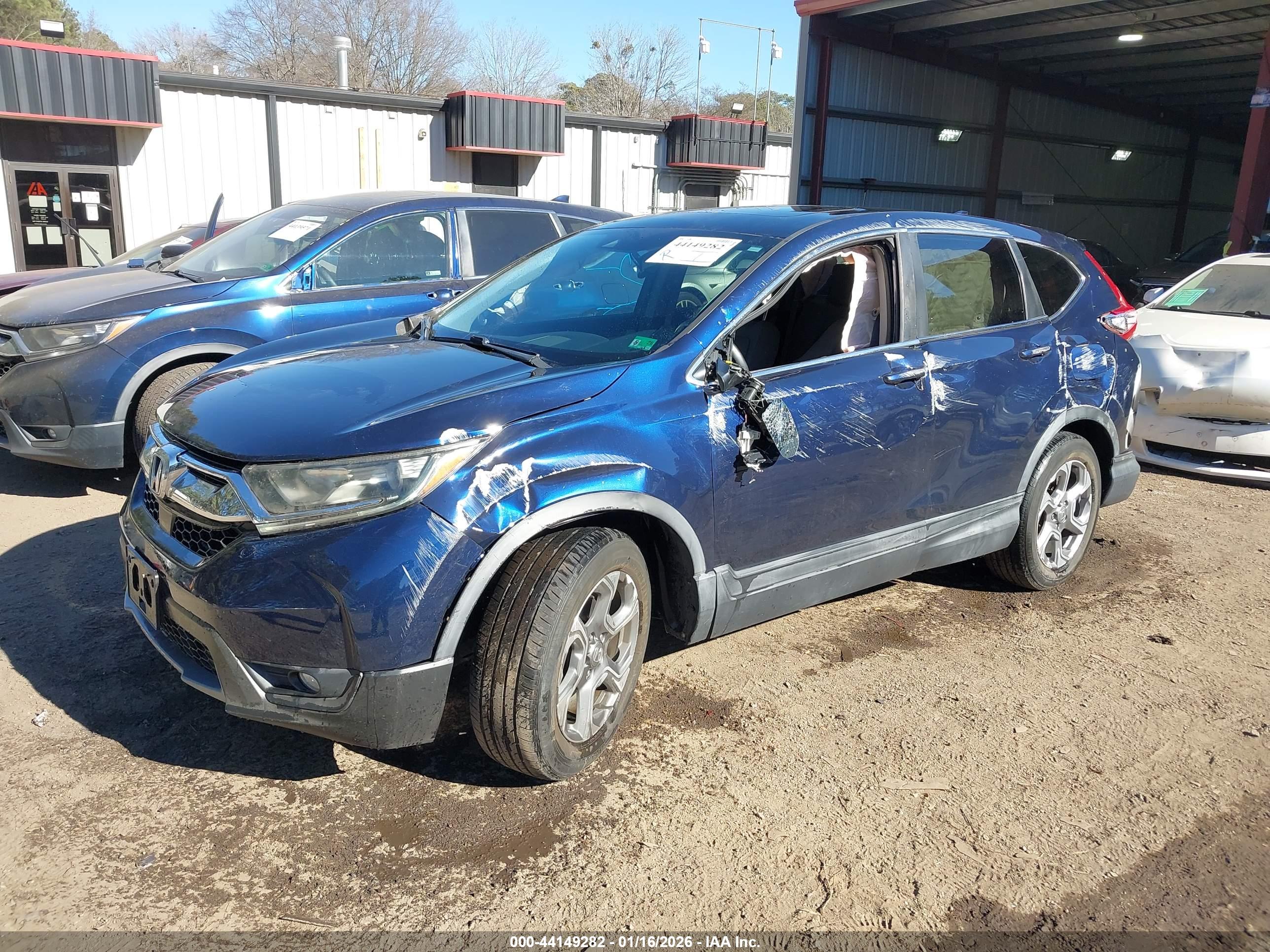 HONDA CR-V image 2