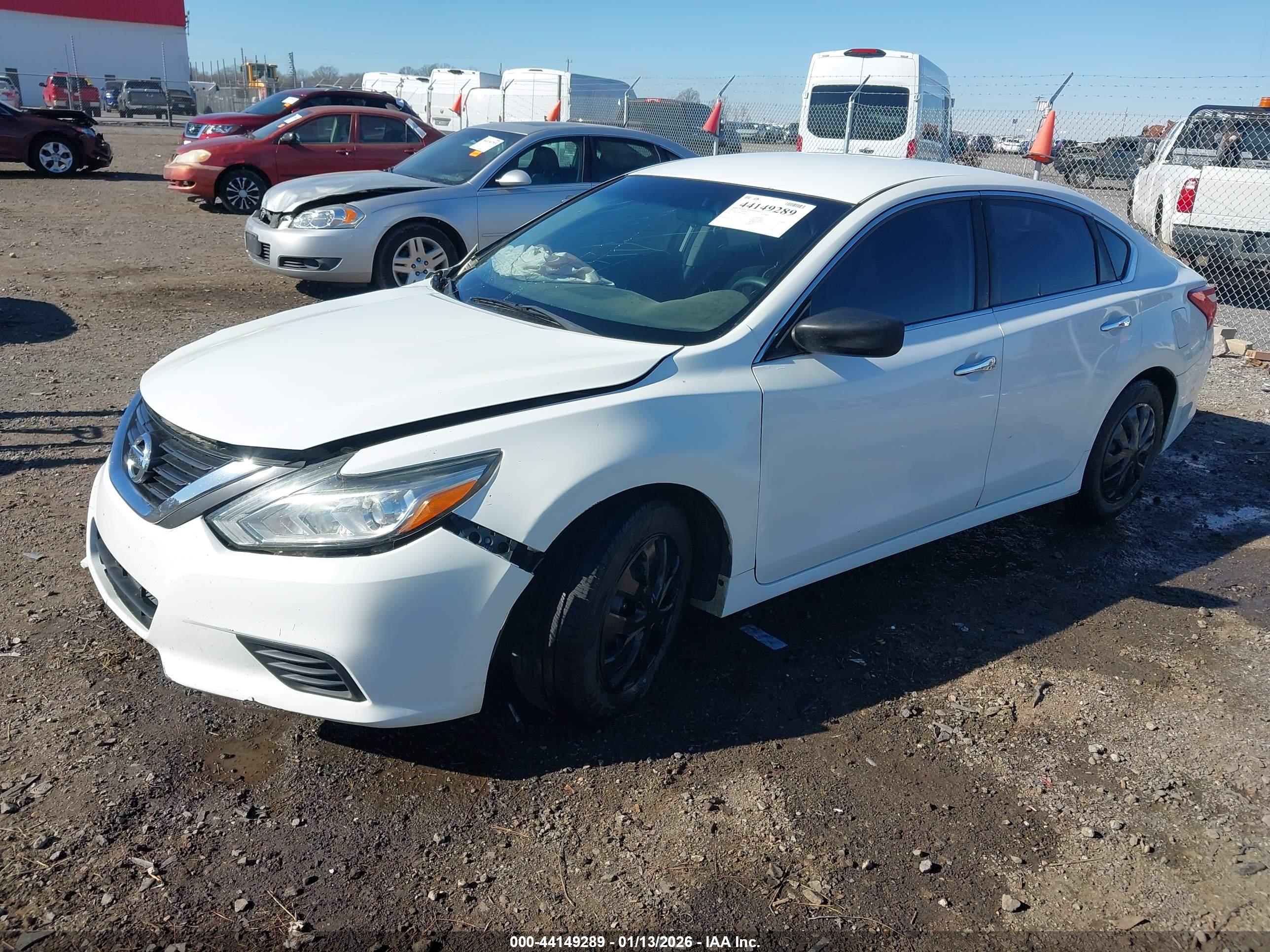 NISSAN ALTIMA image 2
